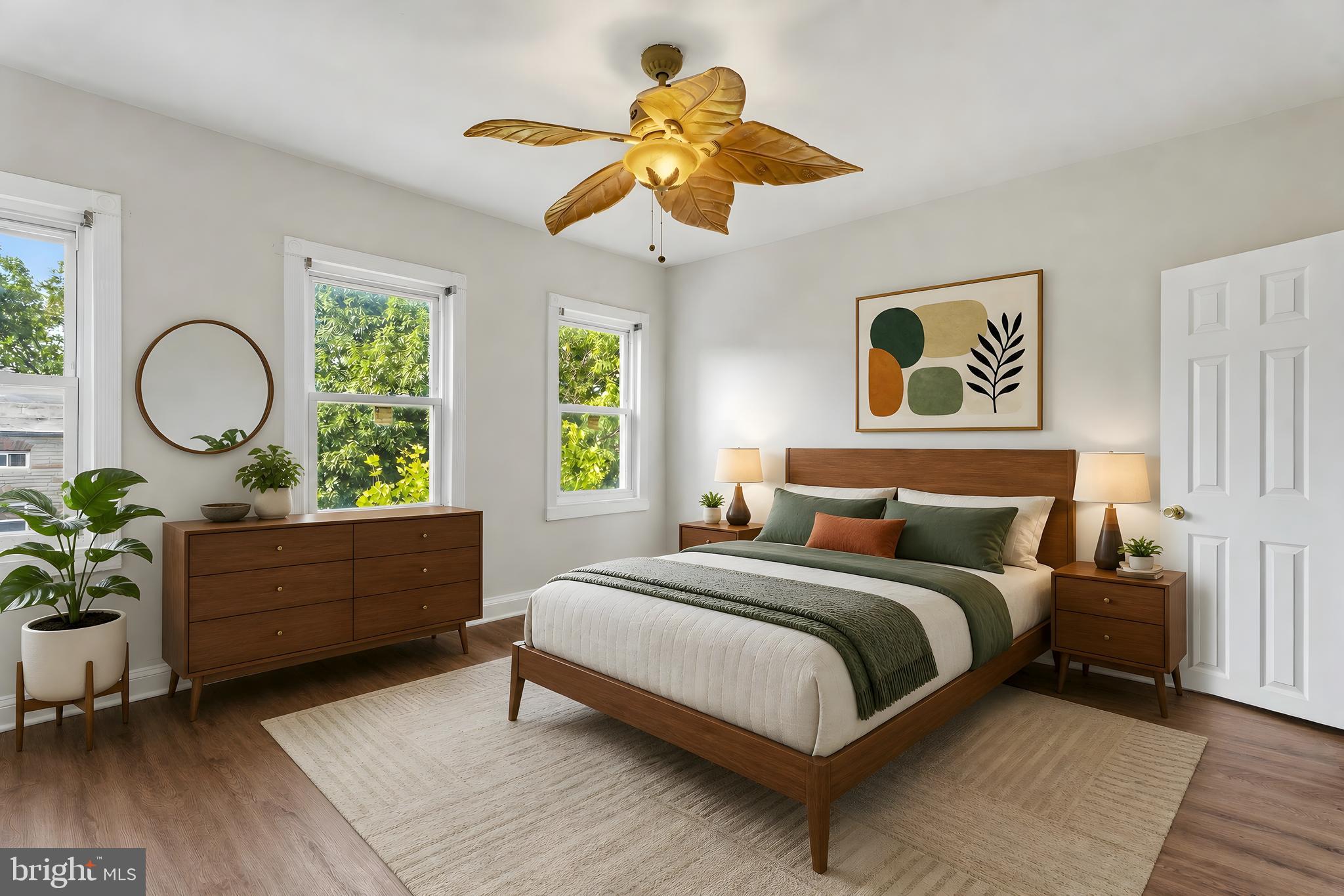 HOLLINS MARKET - Residential