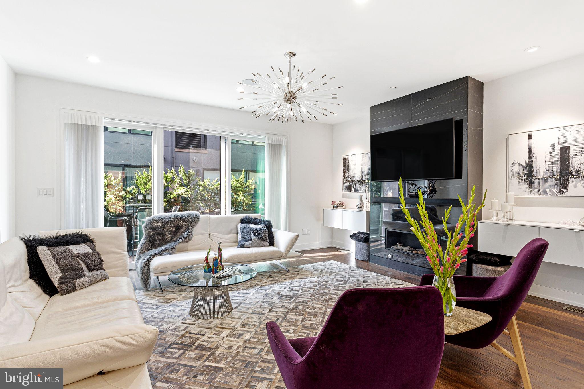 BELLA VISTA - Residential