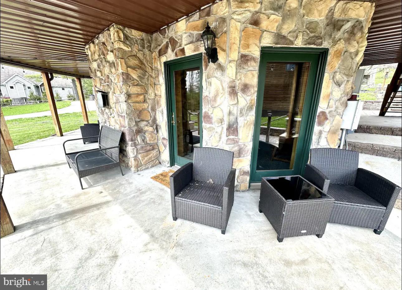 LAKEWOOD VILLAGE - Residential