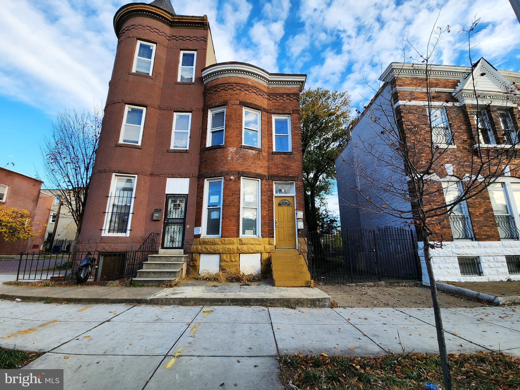 ONLINE AUCTION: Bidding begins 1/3 @ 10:00 AM. Bidding ends 1/5 @ 12:30 PM. List Price is Suggested Opening Bid. Deposit: $5,000.Rehabbed live work space located at busy North Avenue and Fulton Avenue intersection. 2 story townhouse convenient to Mondawmin Mall, Coppin State University, and Druid Hill Park. Formerly MVA approved tag and title office downstairs.  Separate living and/or office space upstairs. Potentially leasable as 2 separate units. Unfinished basement with separate access from fenced backyard. Convenient to various major traffic arteries, providing easy access to other city neighborhoods and destinations. Great façade and signage potential.