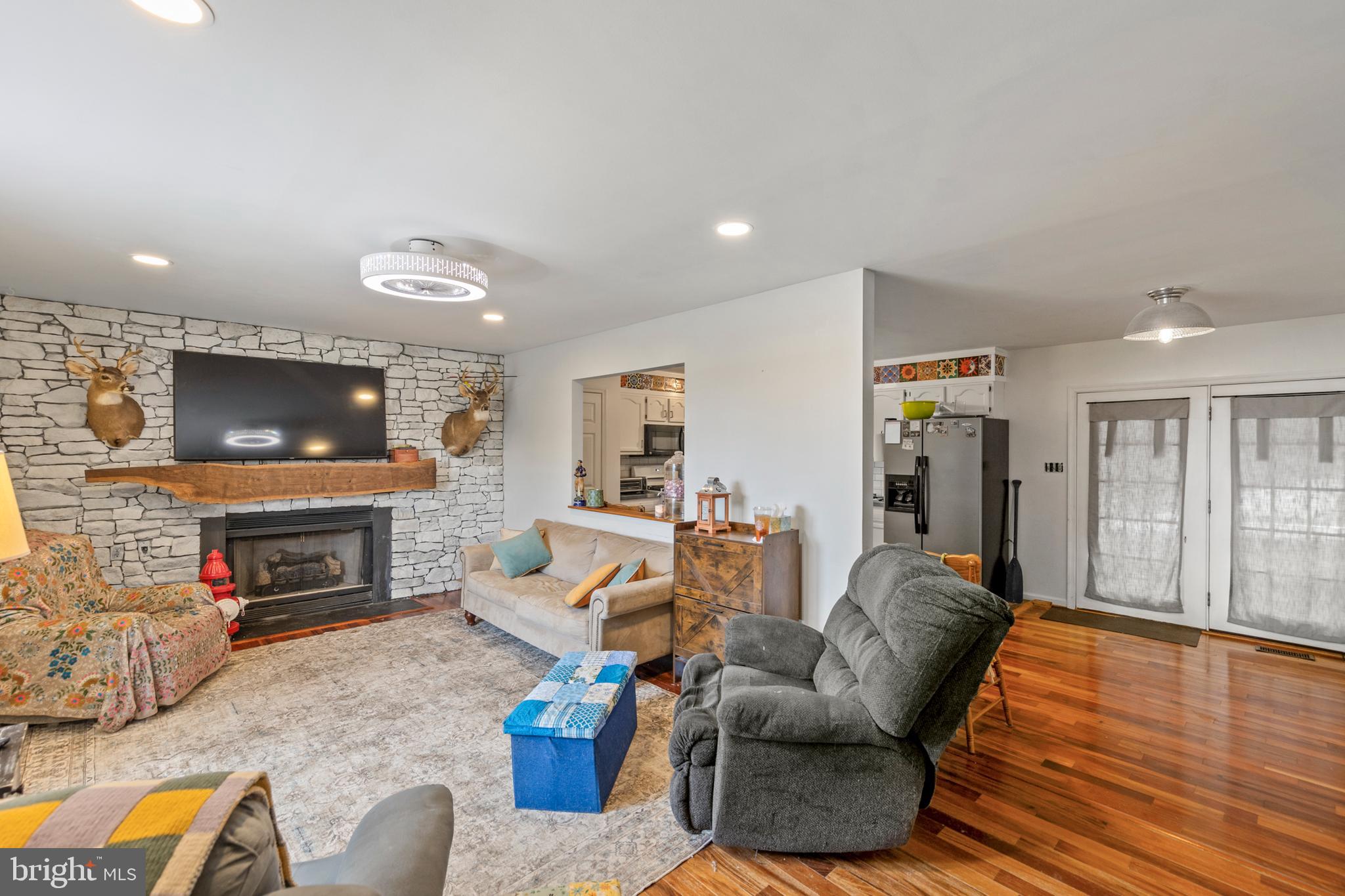 APPLE MT LAKE - Residential
