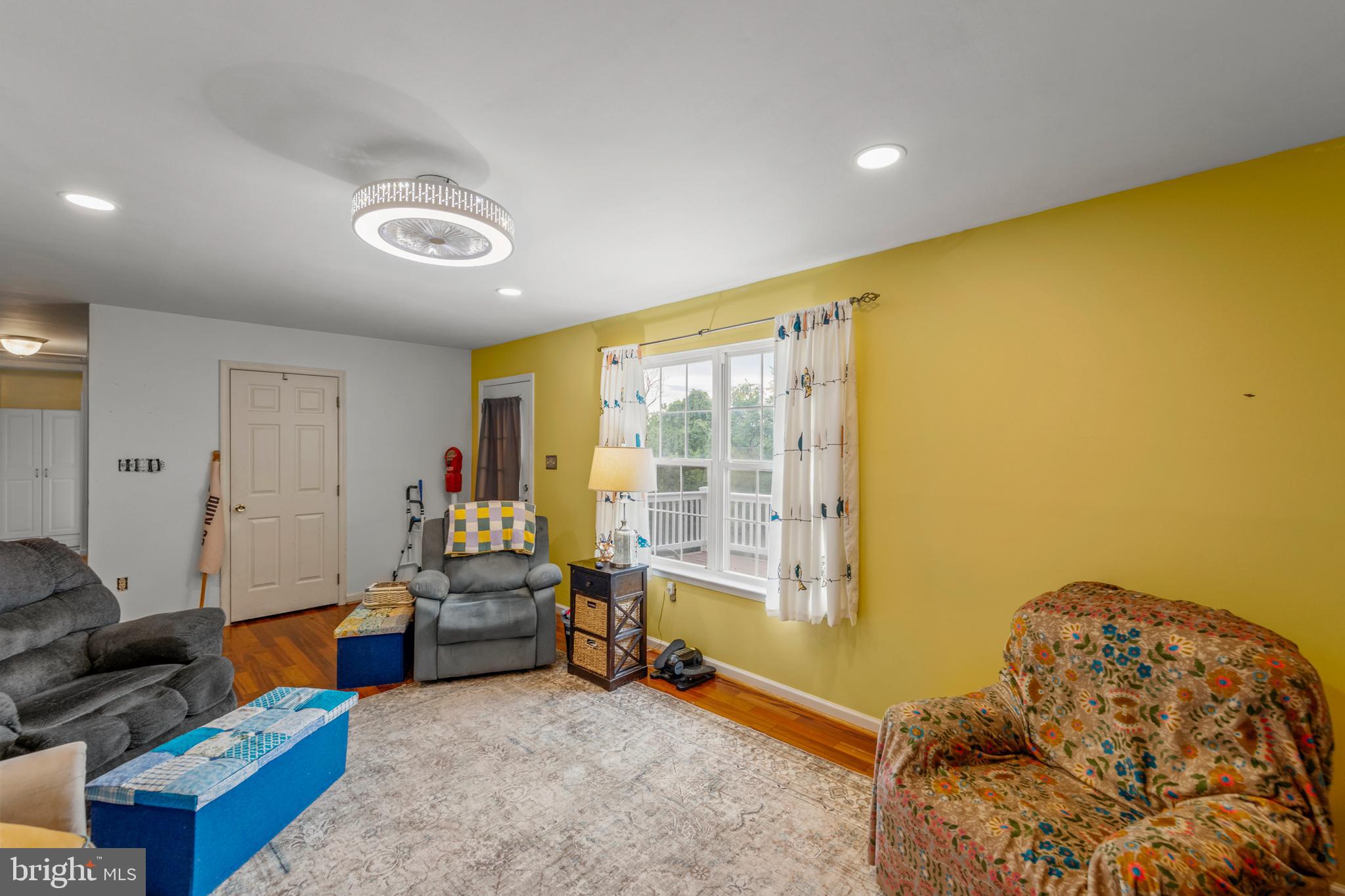 APPLE MT LAKE - Residential