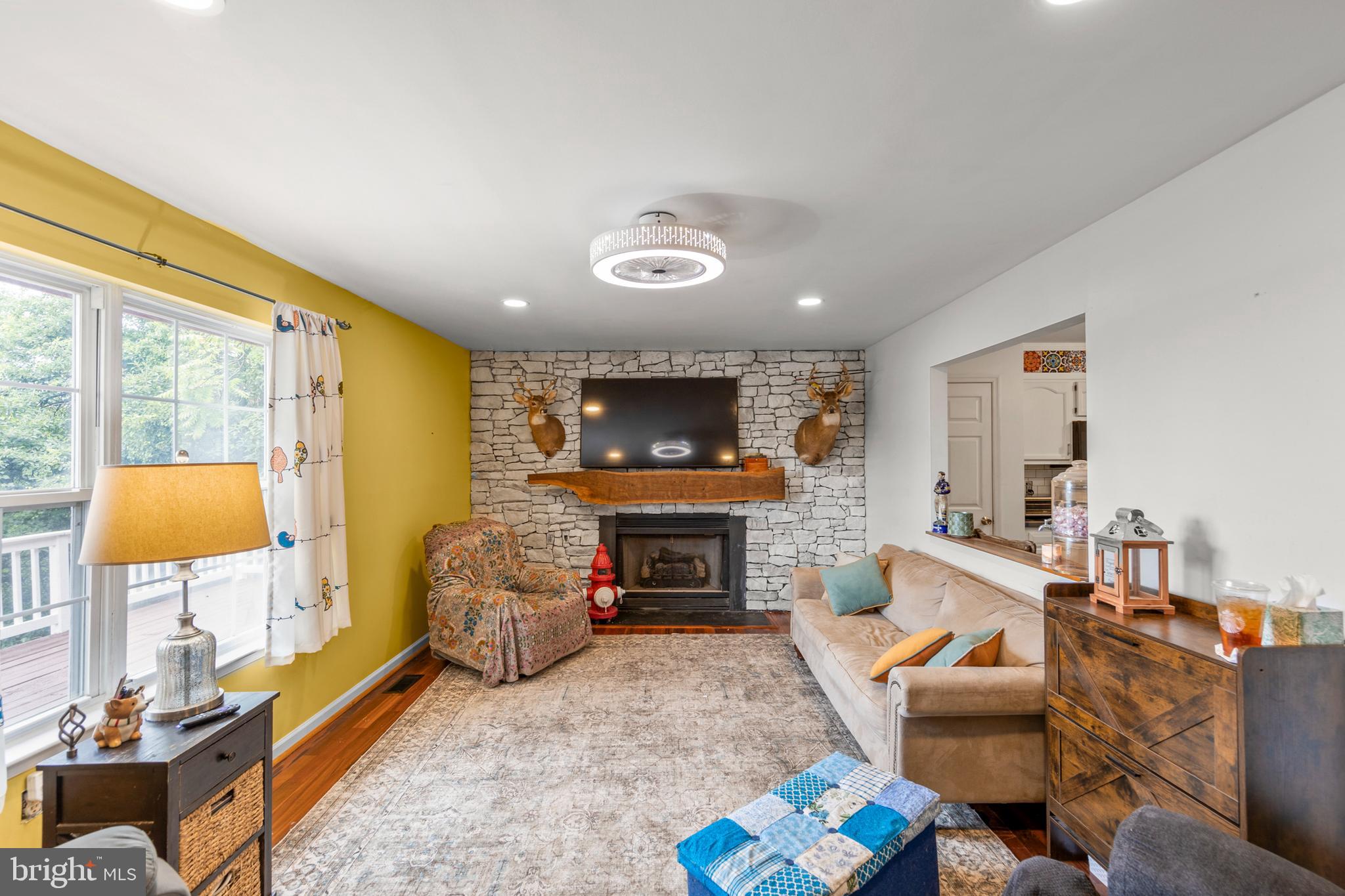 APPLE MT LAKE - Residential