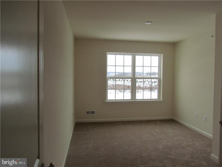 CARRIAGE HILL - Residential Lease