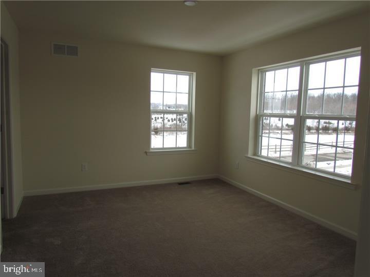 CARRIAGE HILL - Residential Lease