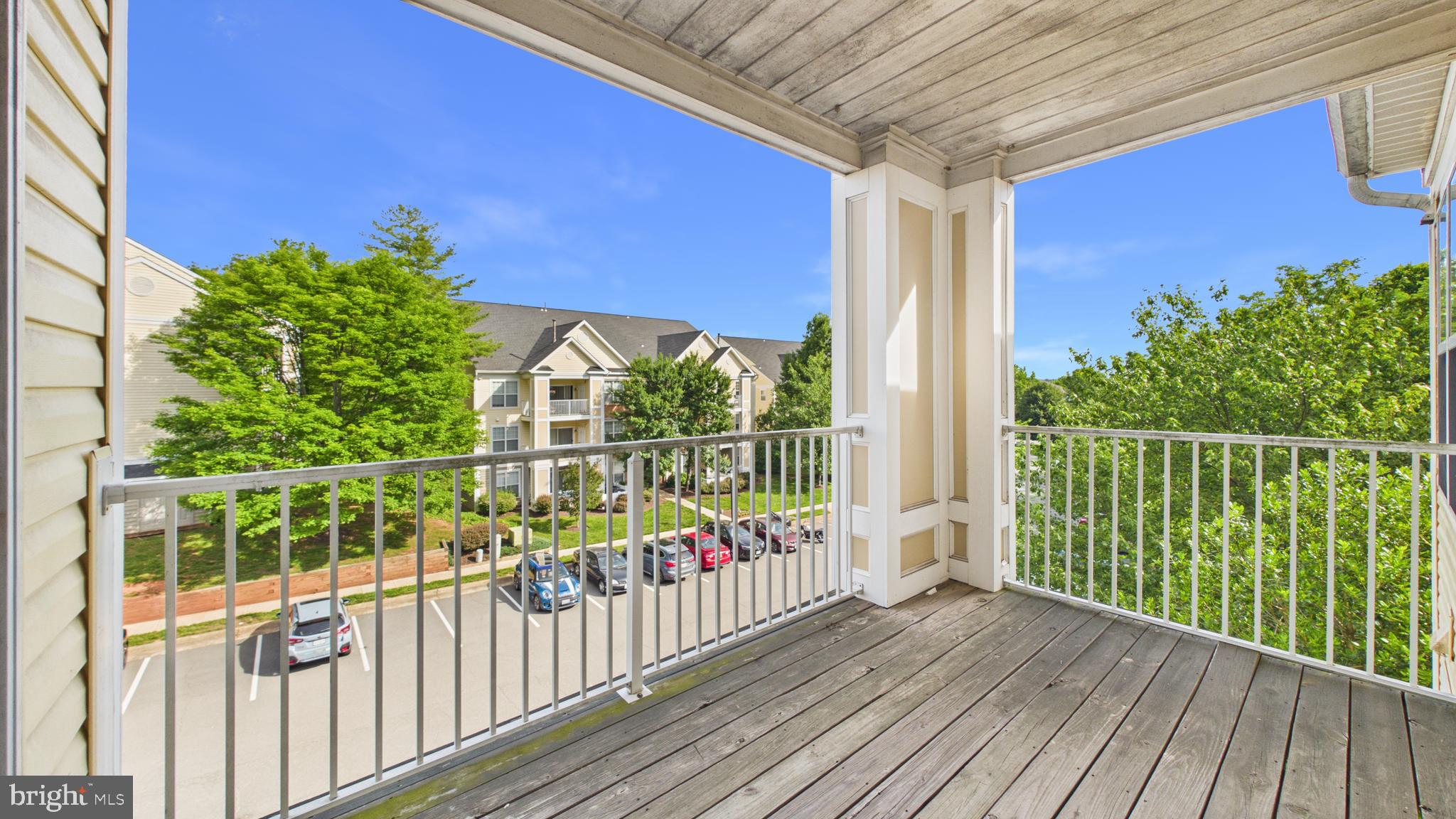 ASHBURN FARM - Residential