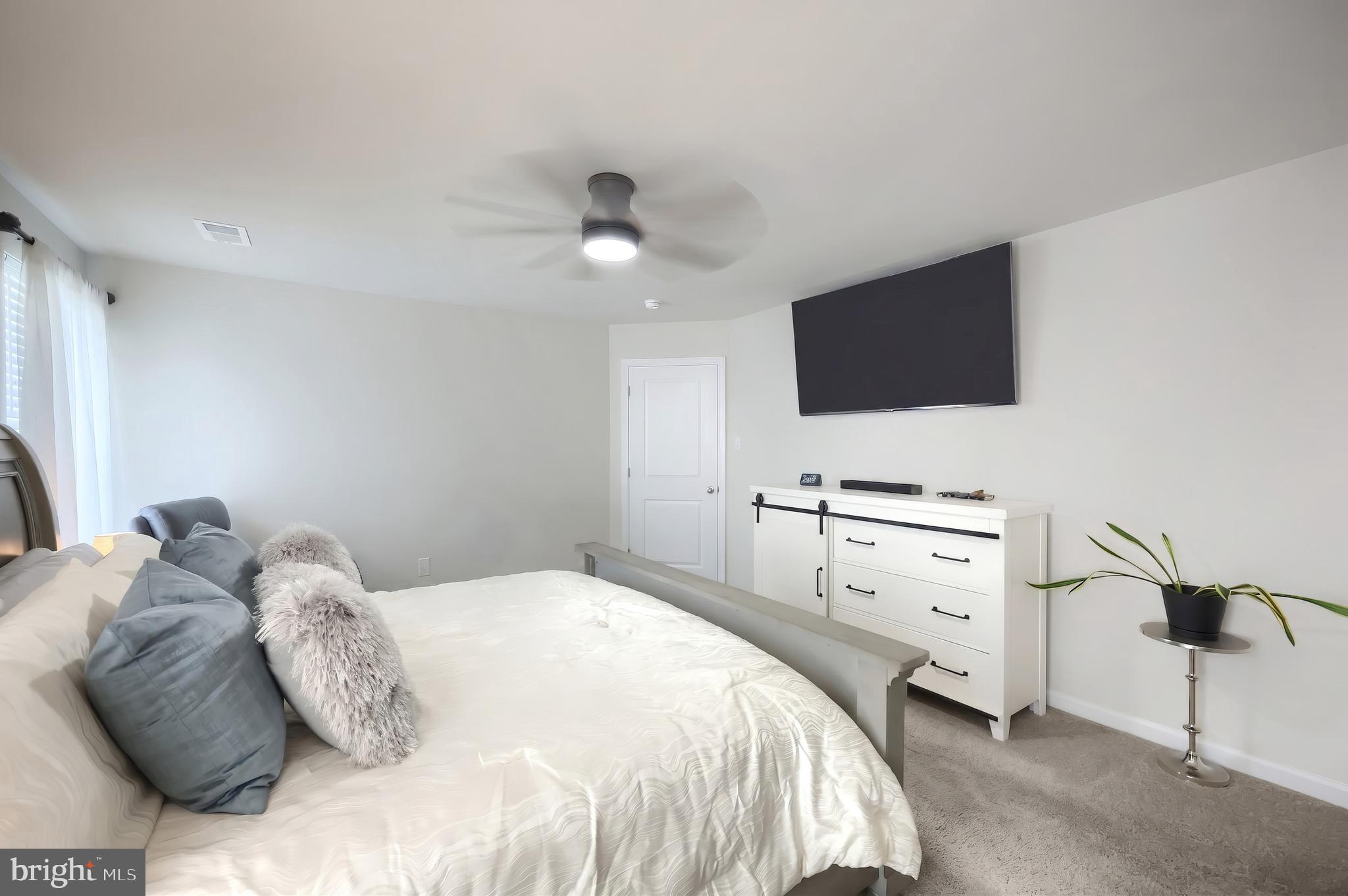 HIGH POINTE AT ROJEN FARMS - Residential