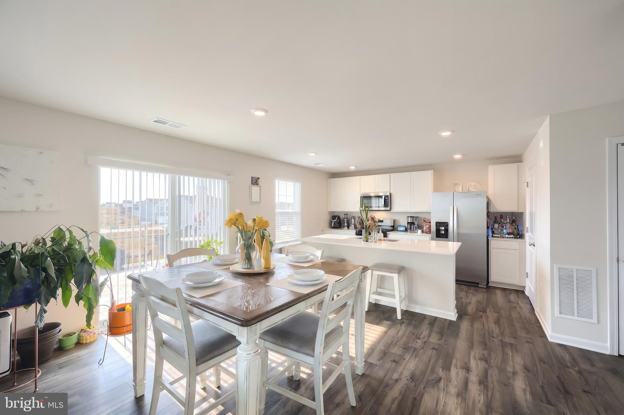 HIGH POINTE AT ROJEN FARMS - Residential