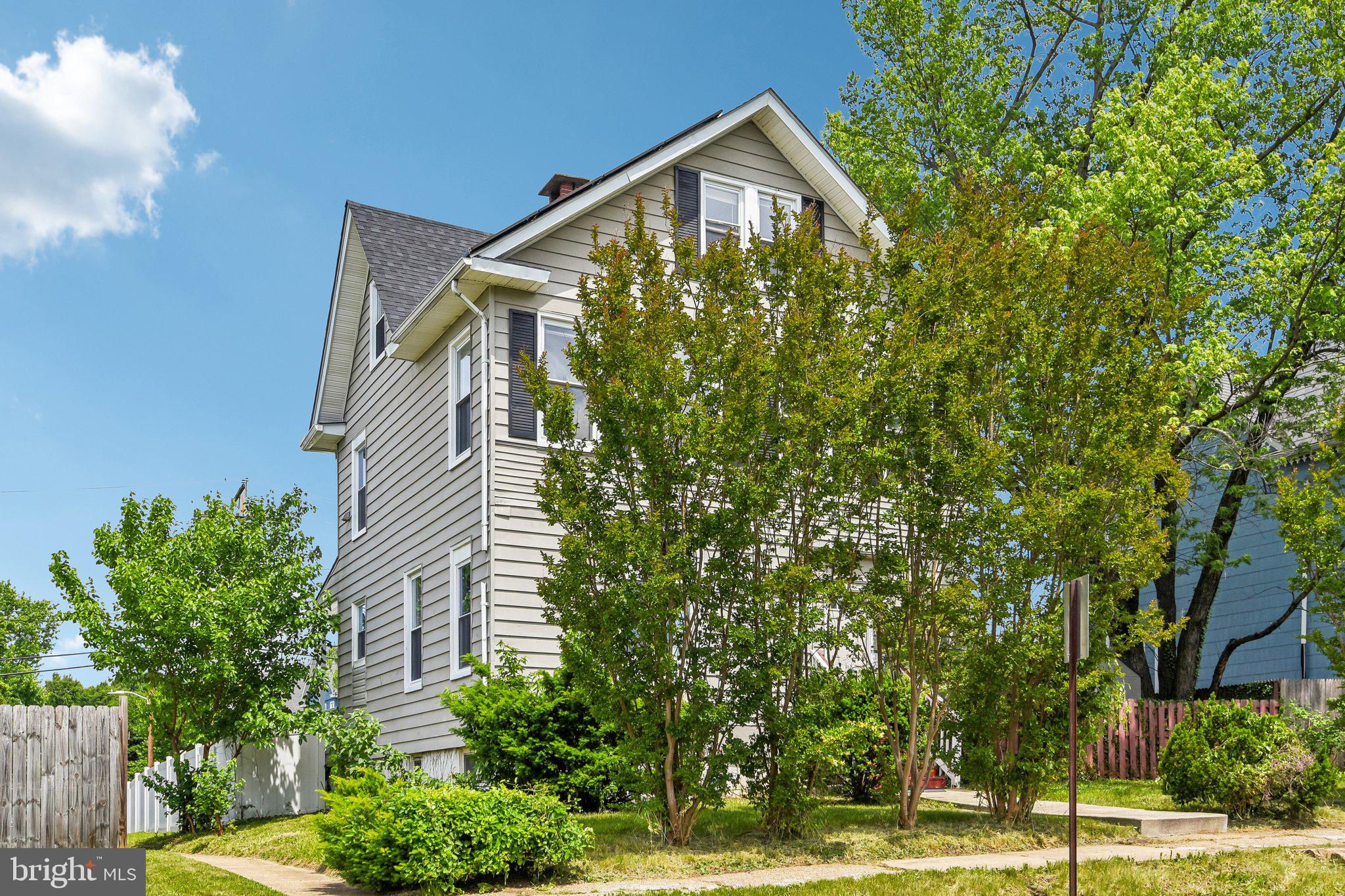 HAMILTON HEIGHTS - Residential