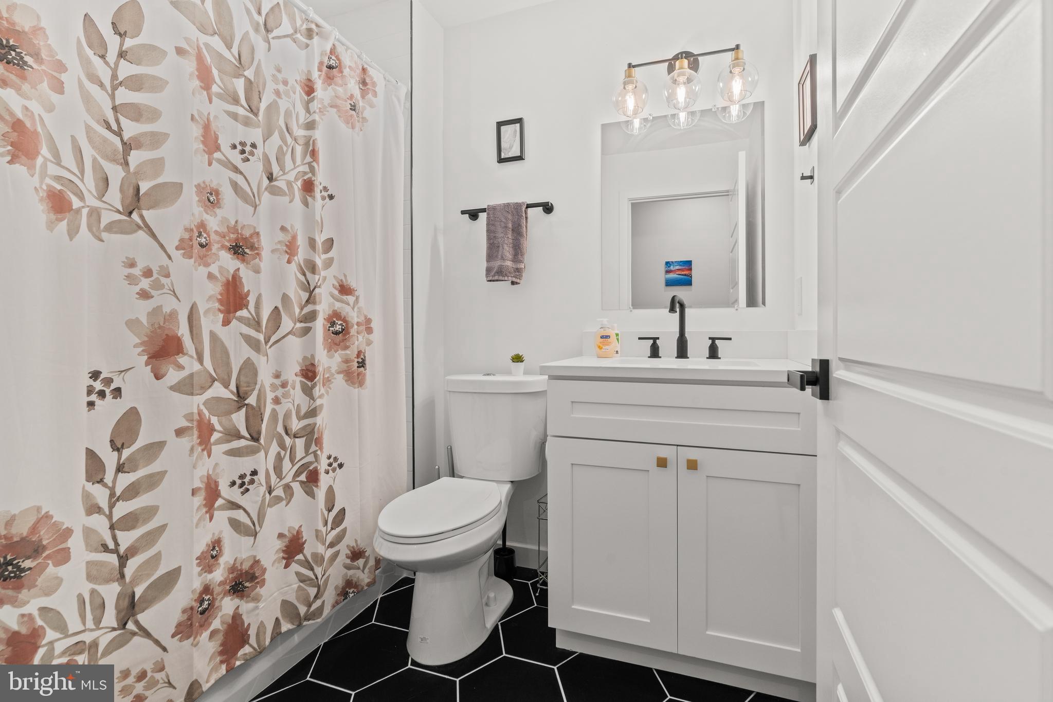 POINT BREEZE - Residential Income