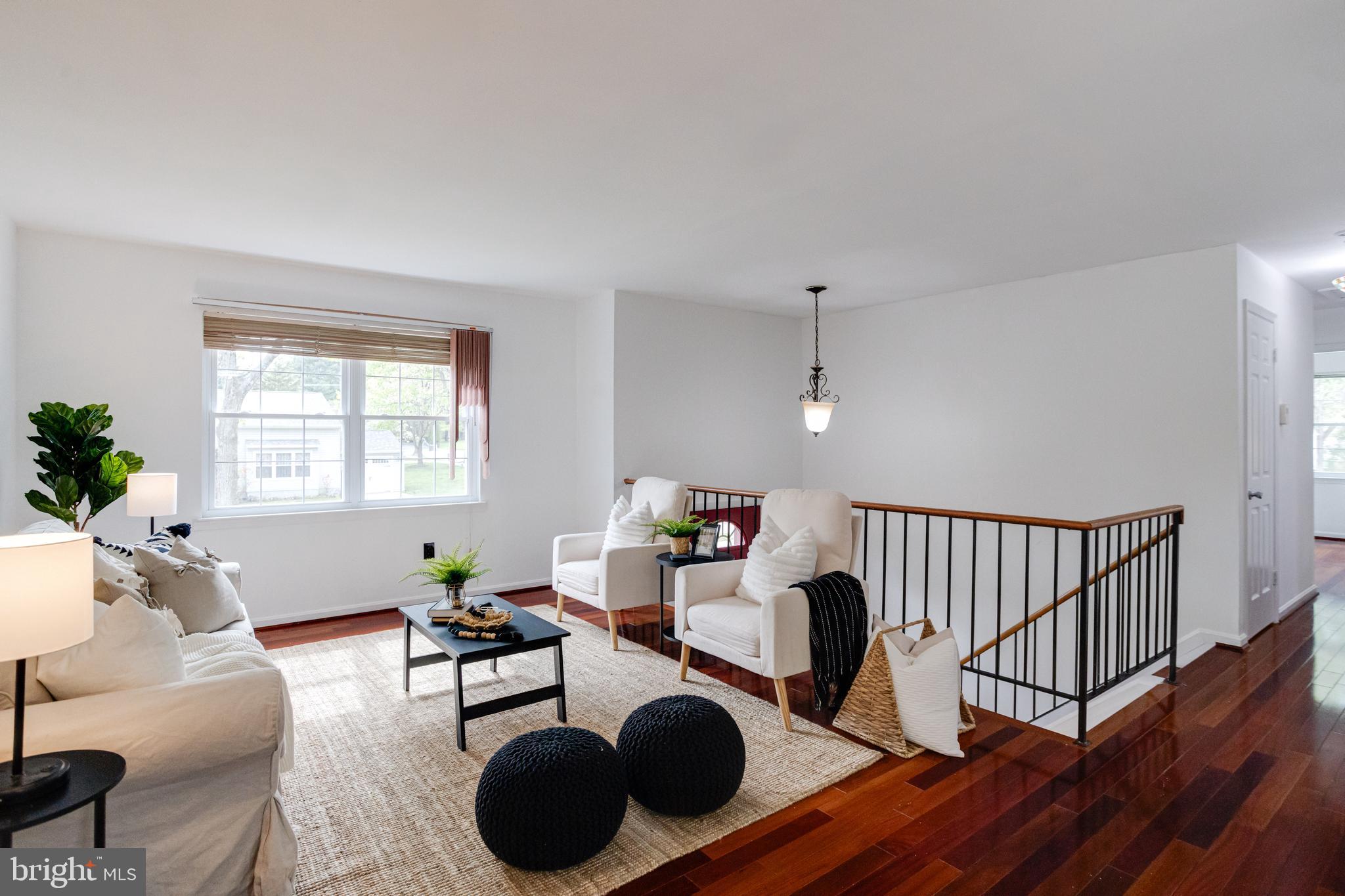 HUNTINGTON EAST - Residential