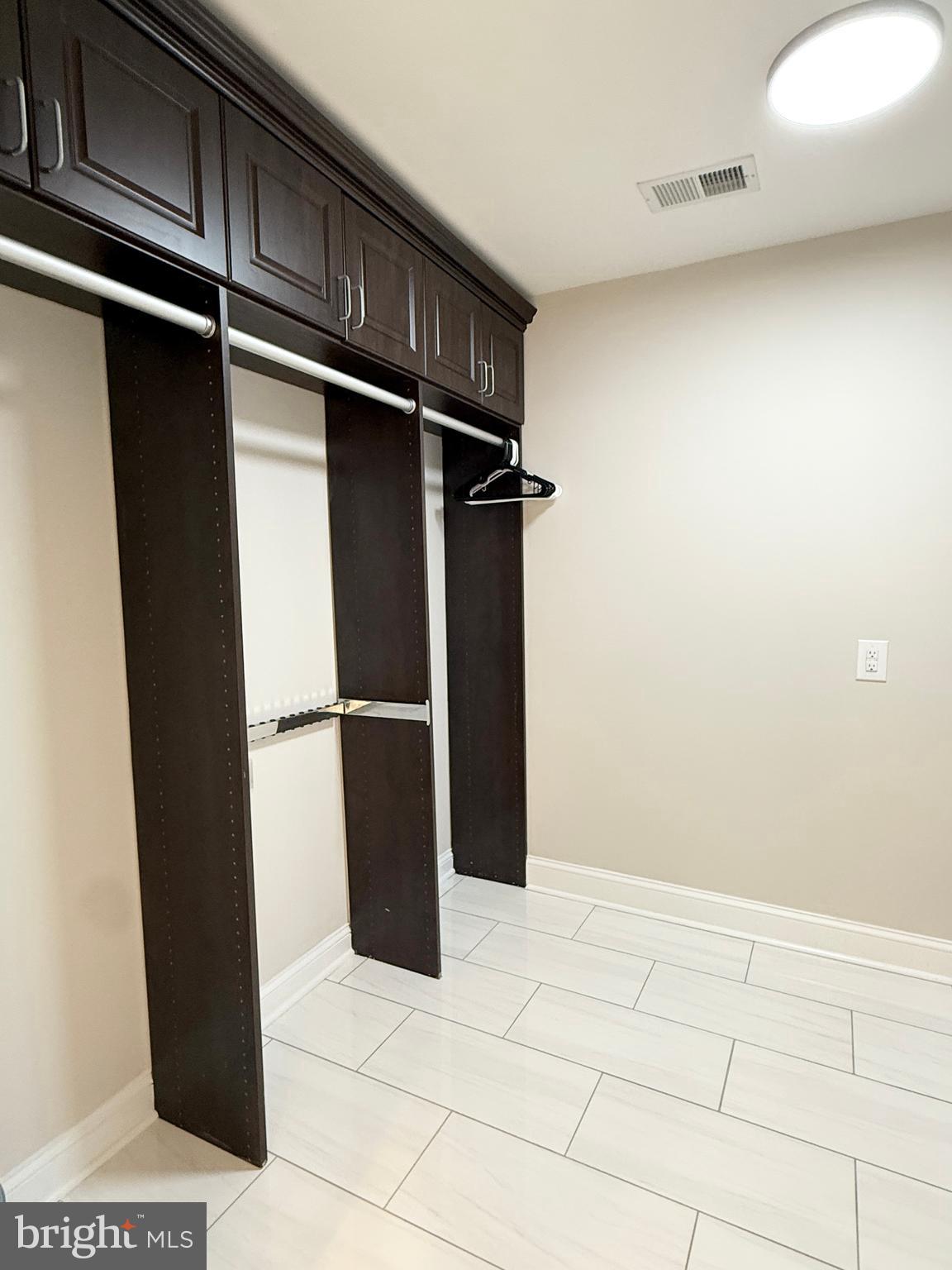 BURROWS RUN - Residential