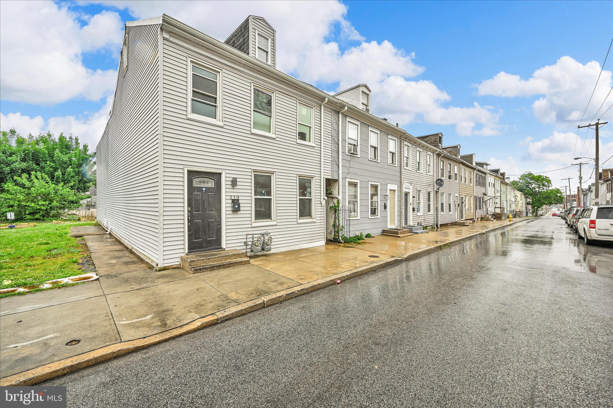 NORTHEAST YORK - Residential Income