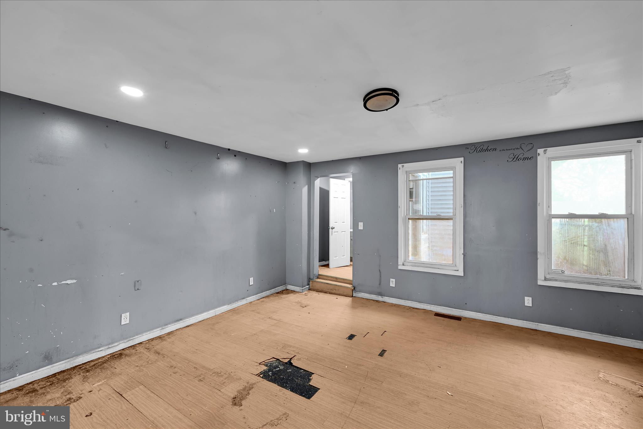NORTHEAST YORK - Residential Income