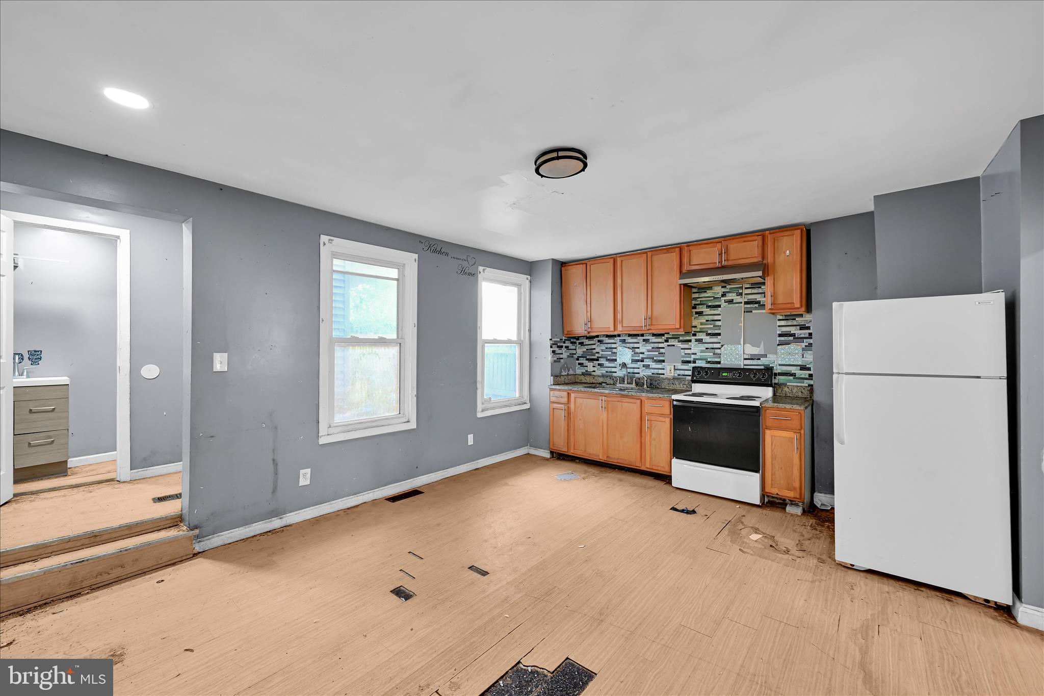 NORTHEAST YORK - Residential Income