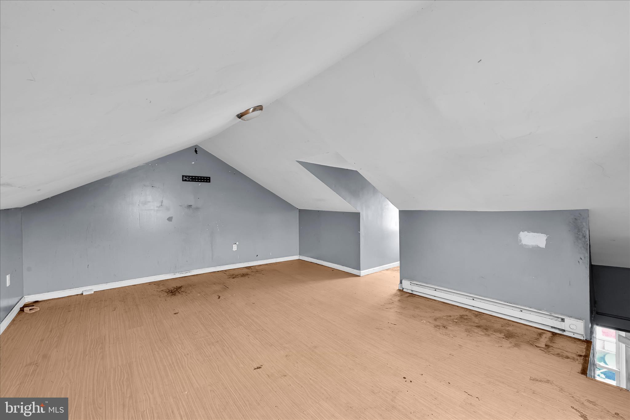 NORTHEAST YORK - Residential Income