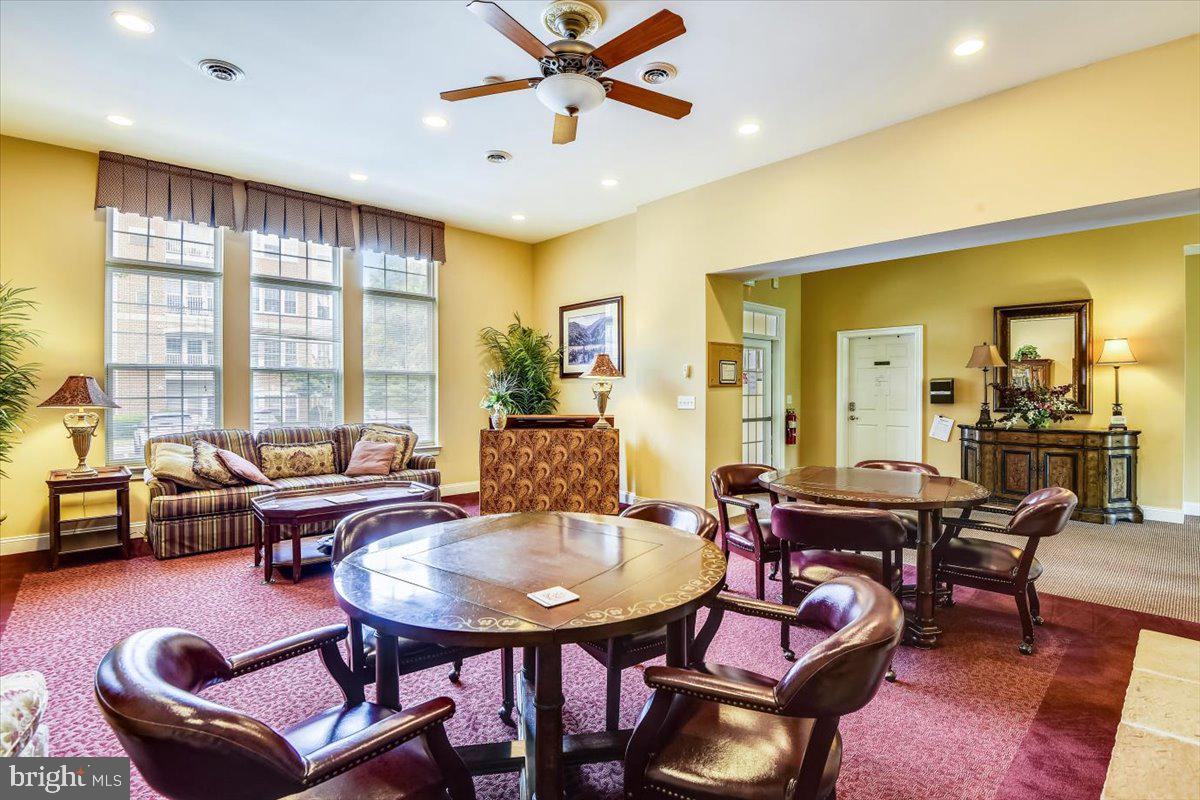 EDEN BROOK - Residential