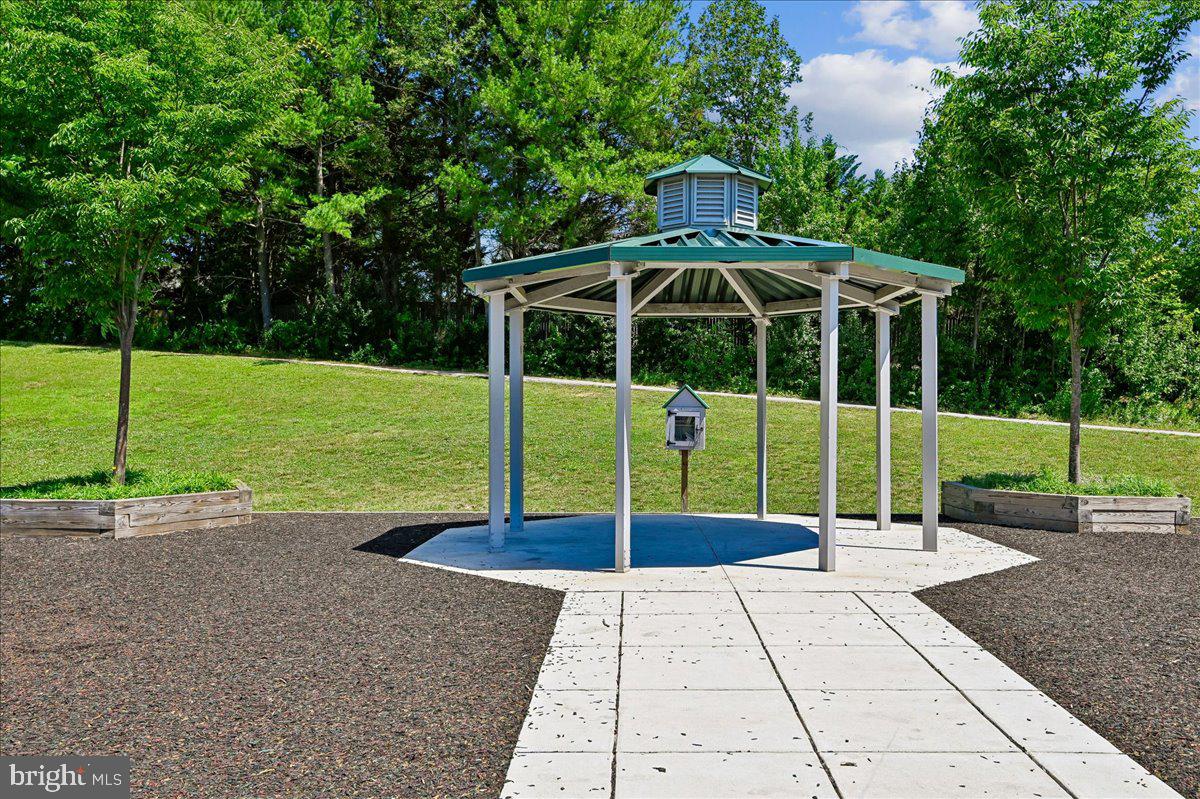 EDEN BROOK - Residential