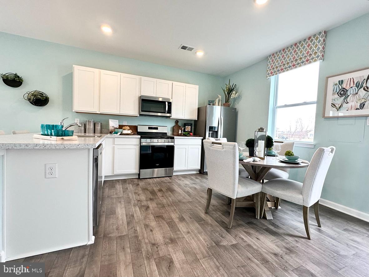 SASSAFRAS MEADOWS - Residential