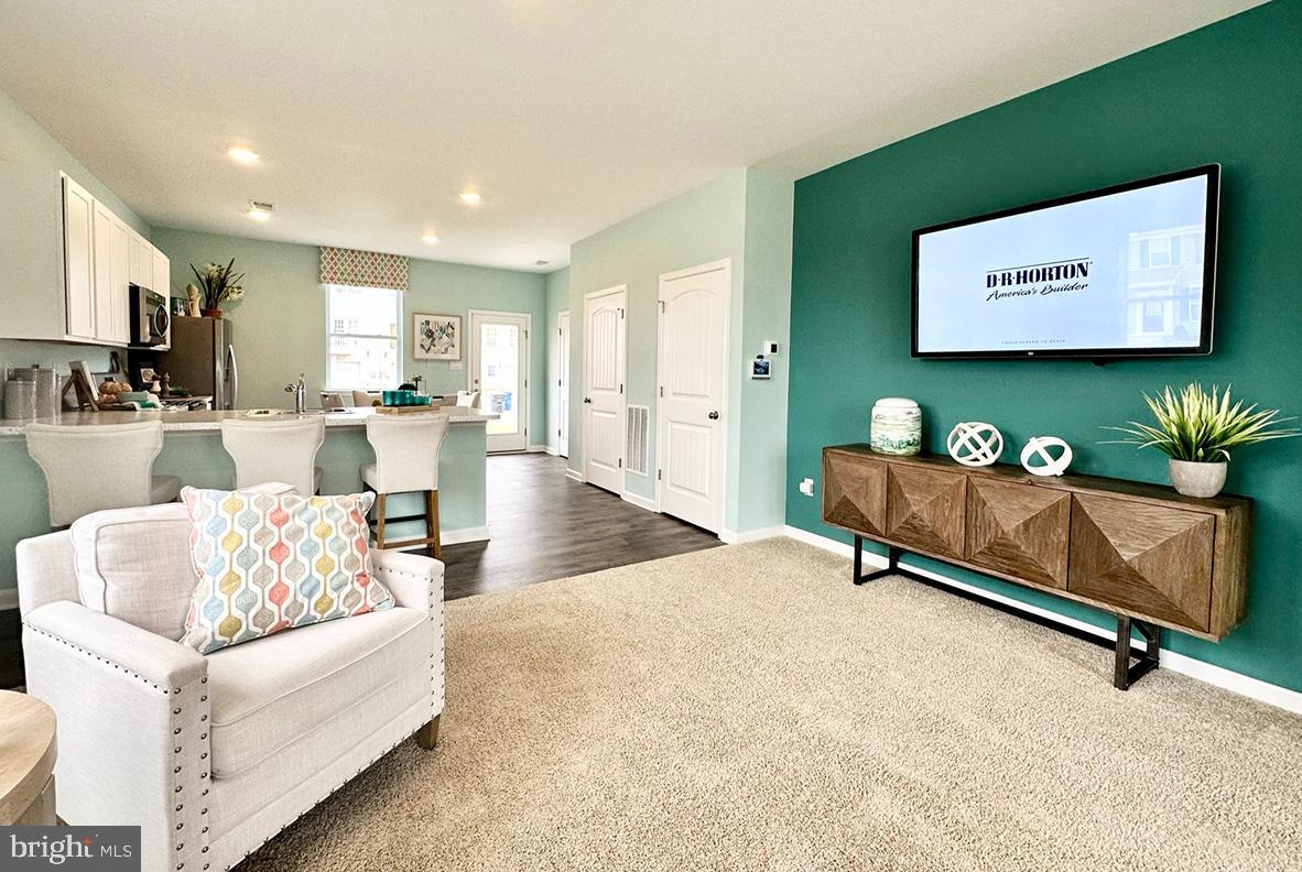 SASSAFRAS MEADOWS - Residential