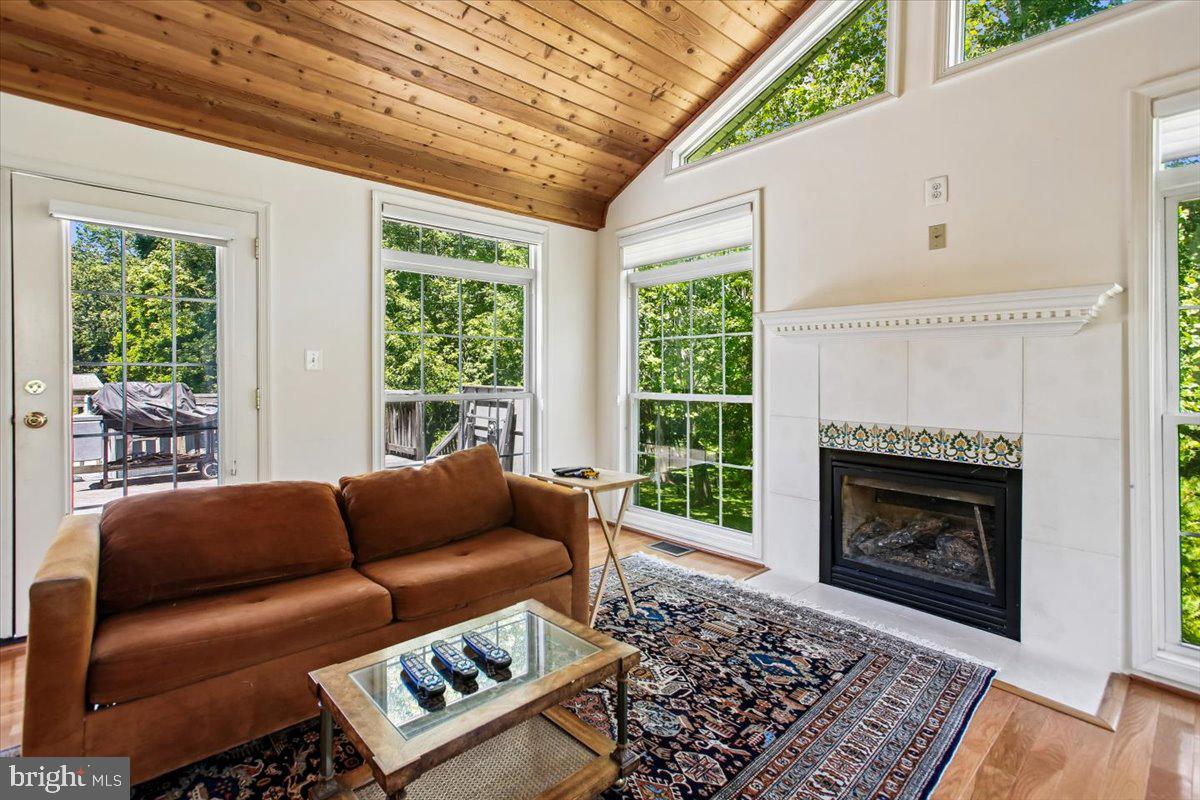POTOMAC HILLS - Residential
