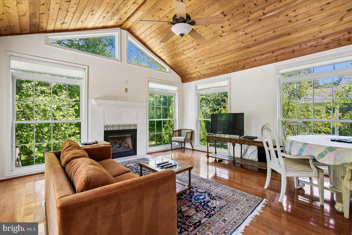POTOMAC HILLS - Residential