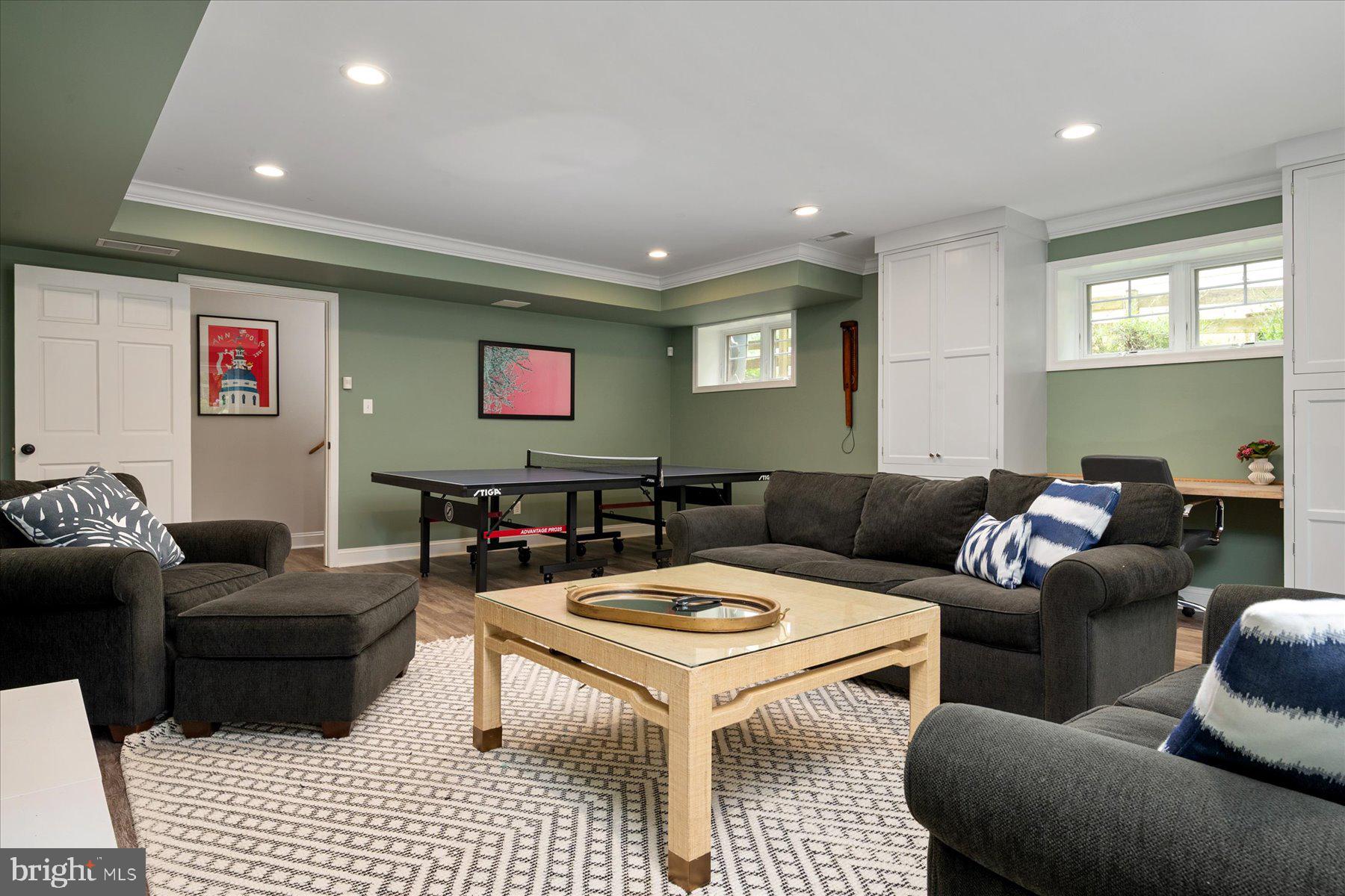 WEST ANNAPOLIS - Residential