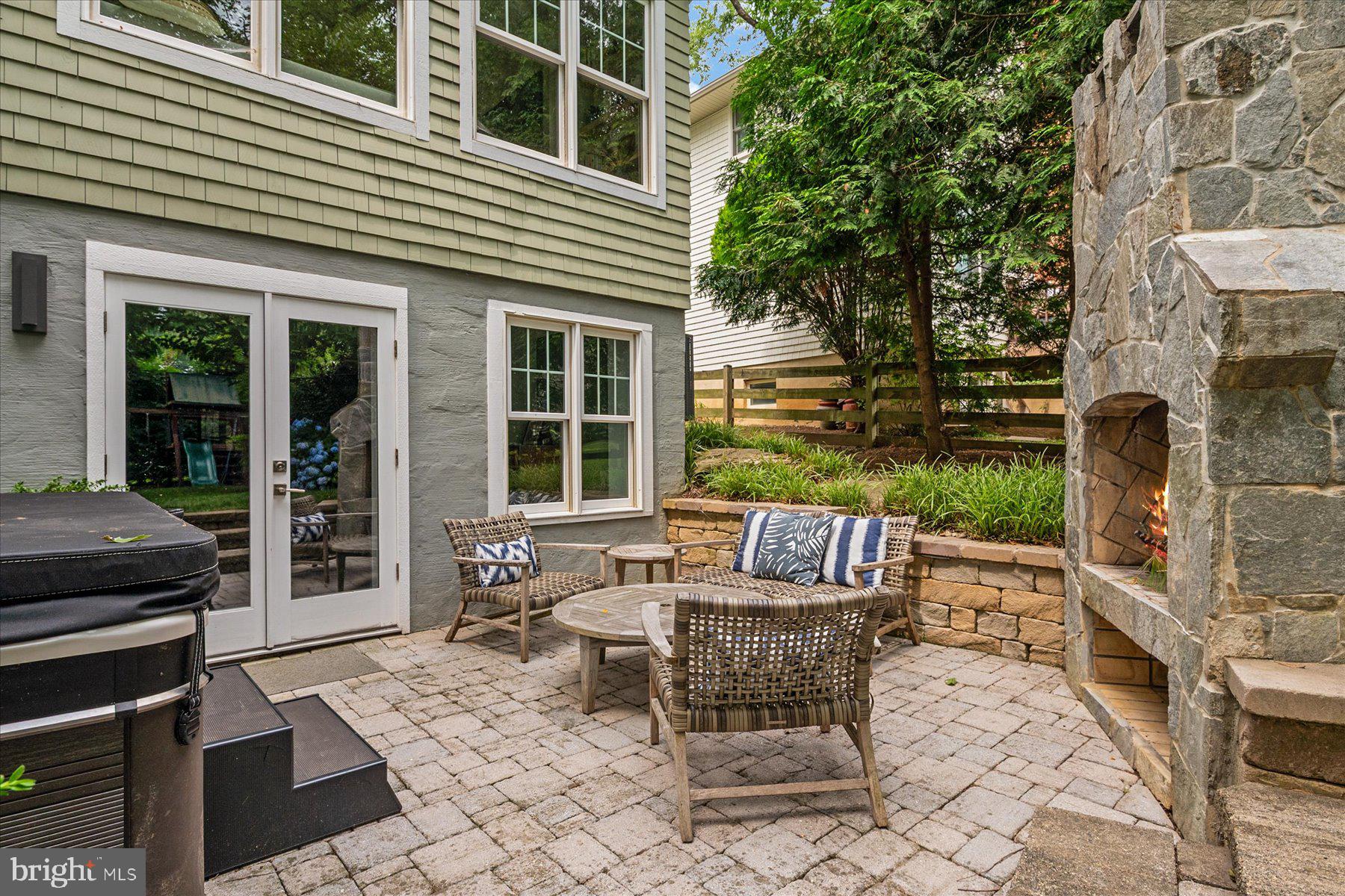 WEST ANNAPOLIS - Residential