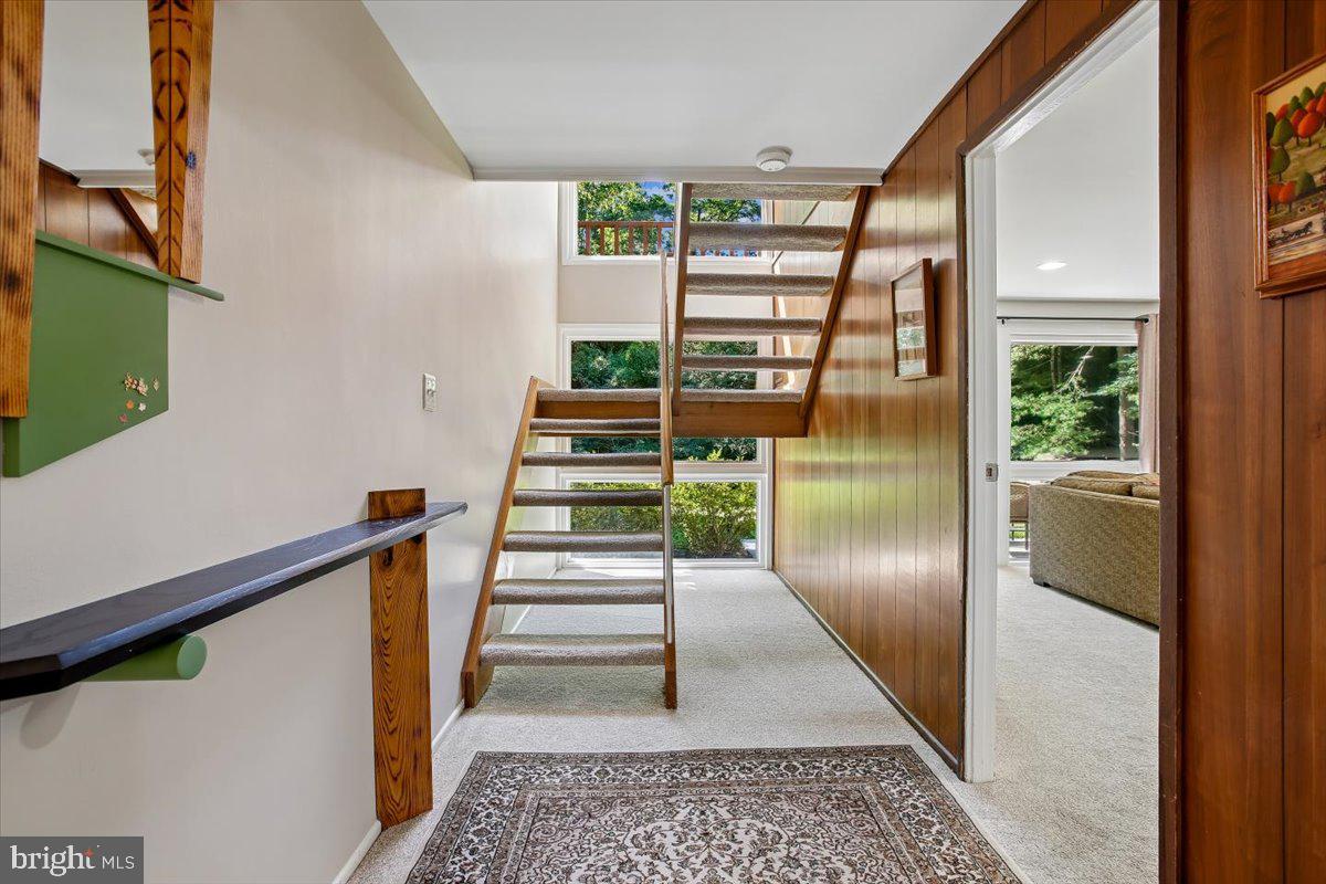 CARDEROCK SPRINGS - Residential