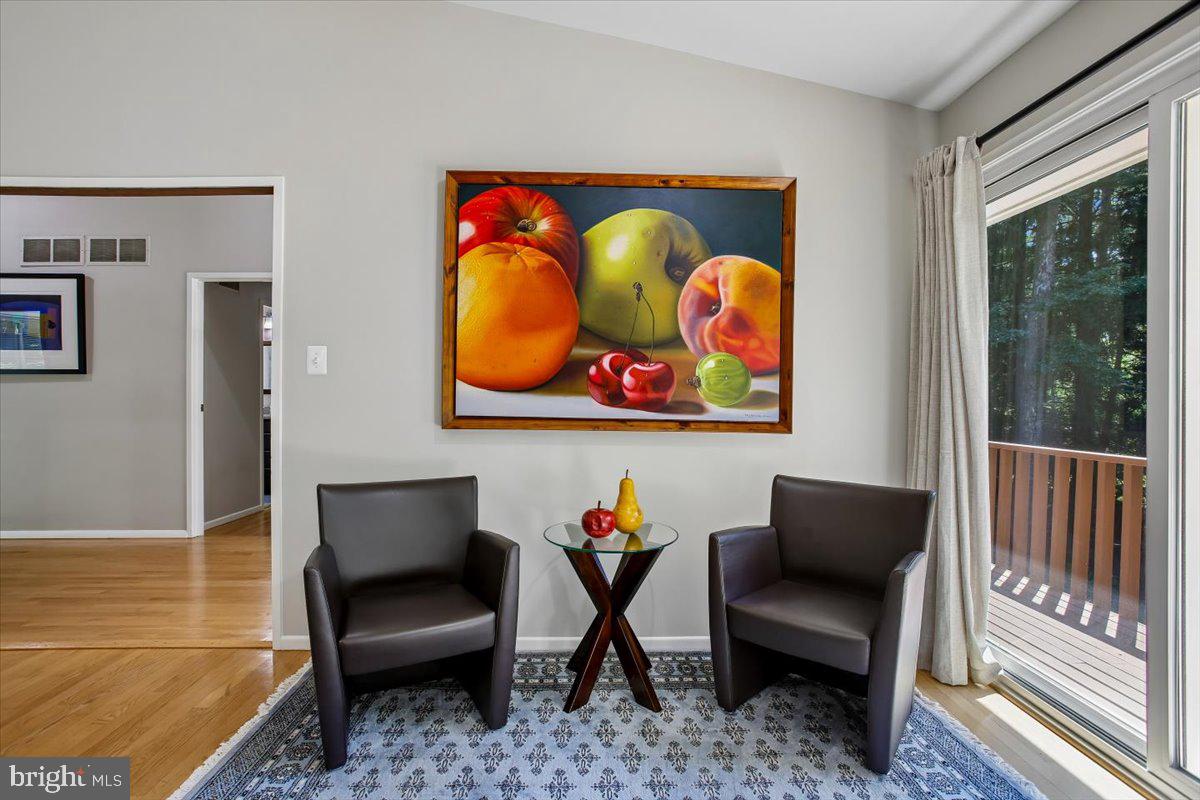 CARDEROCK SPRINGS - Residential