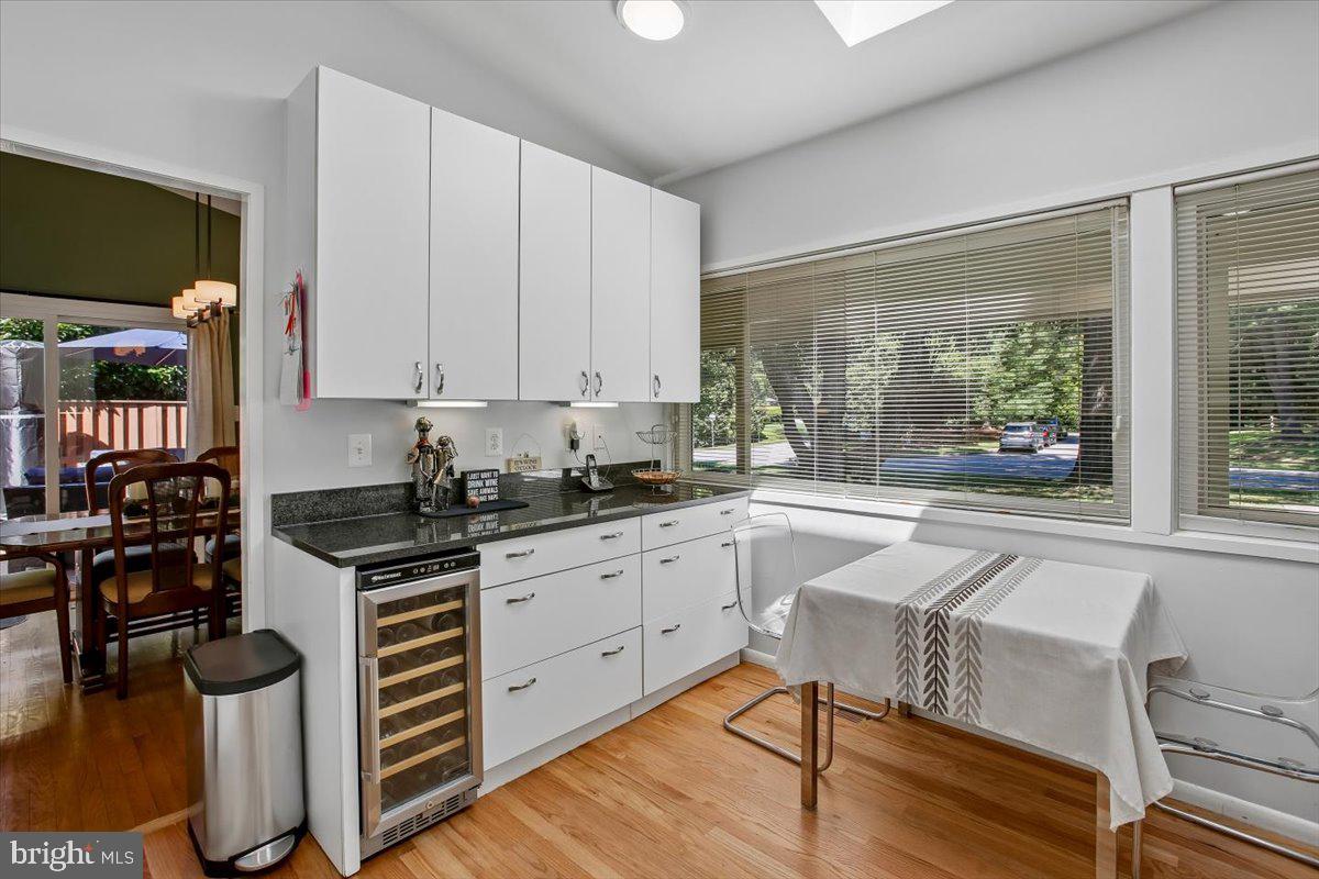 CARDEROCK SPRINGS - Residential