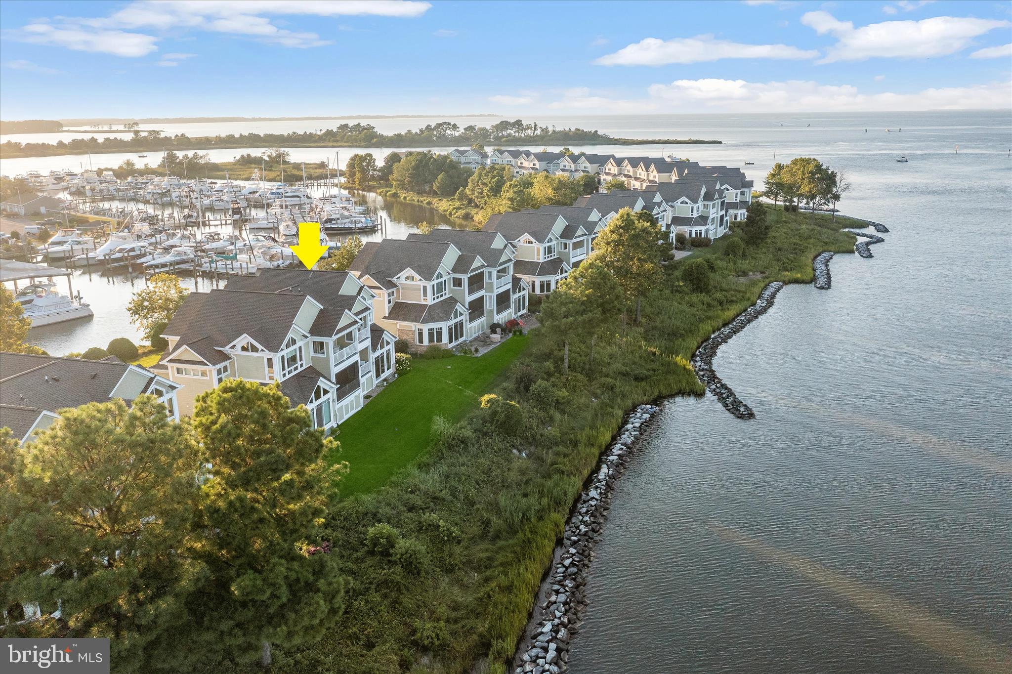 NARROWS POINTE - Residential