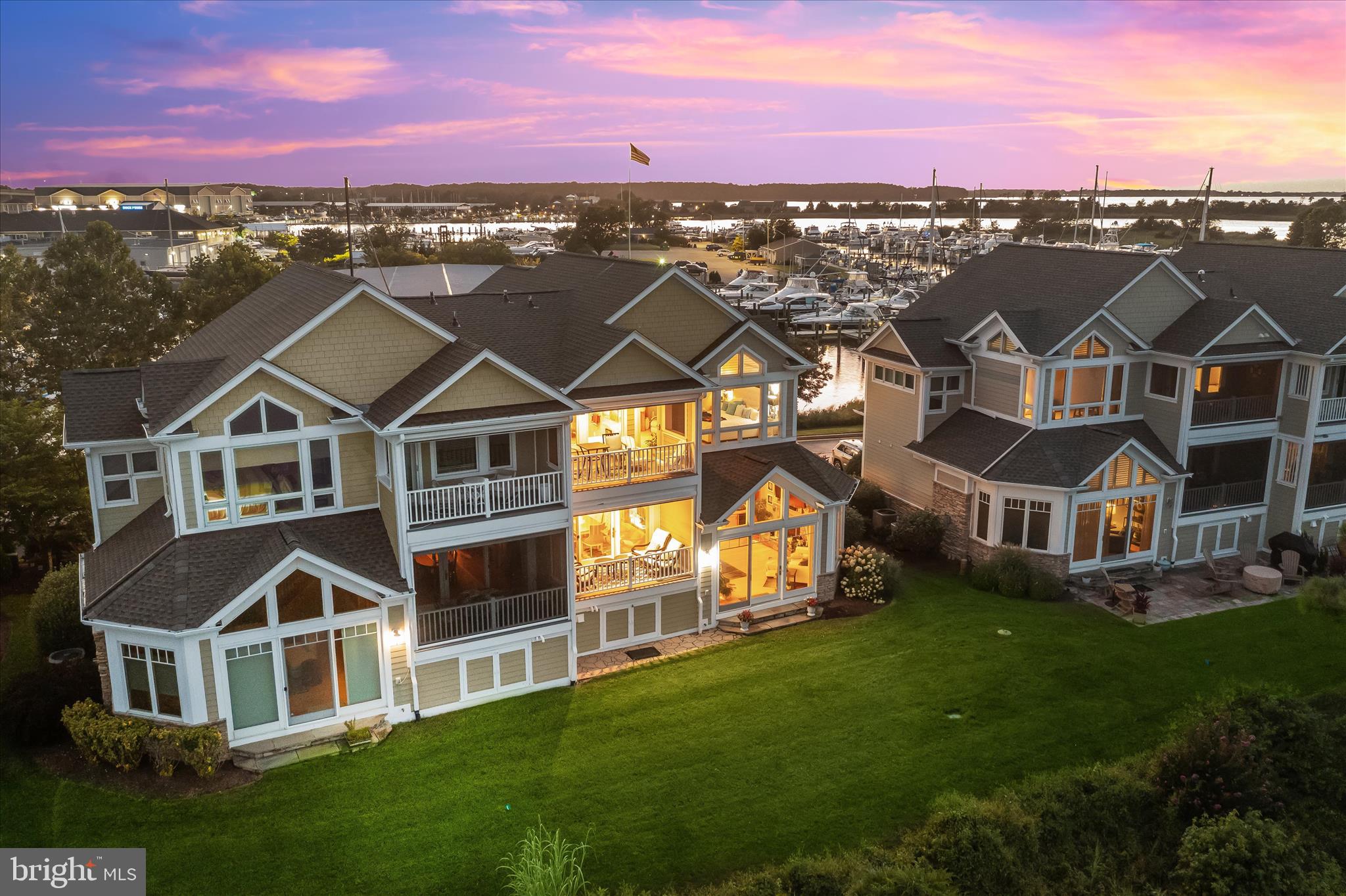 NARROWS POINTE - Residential