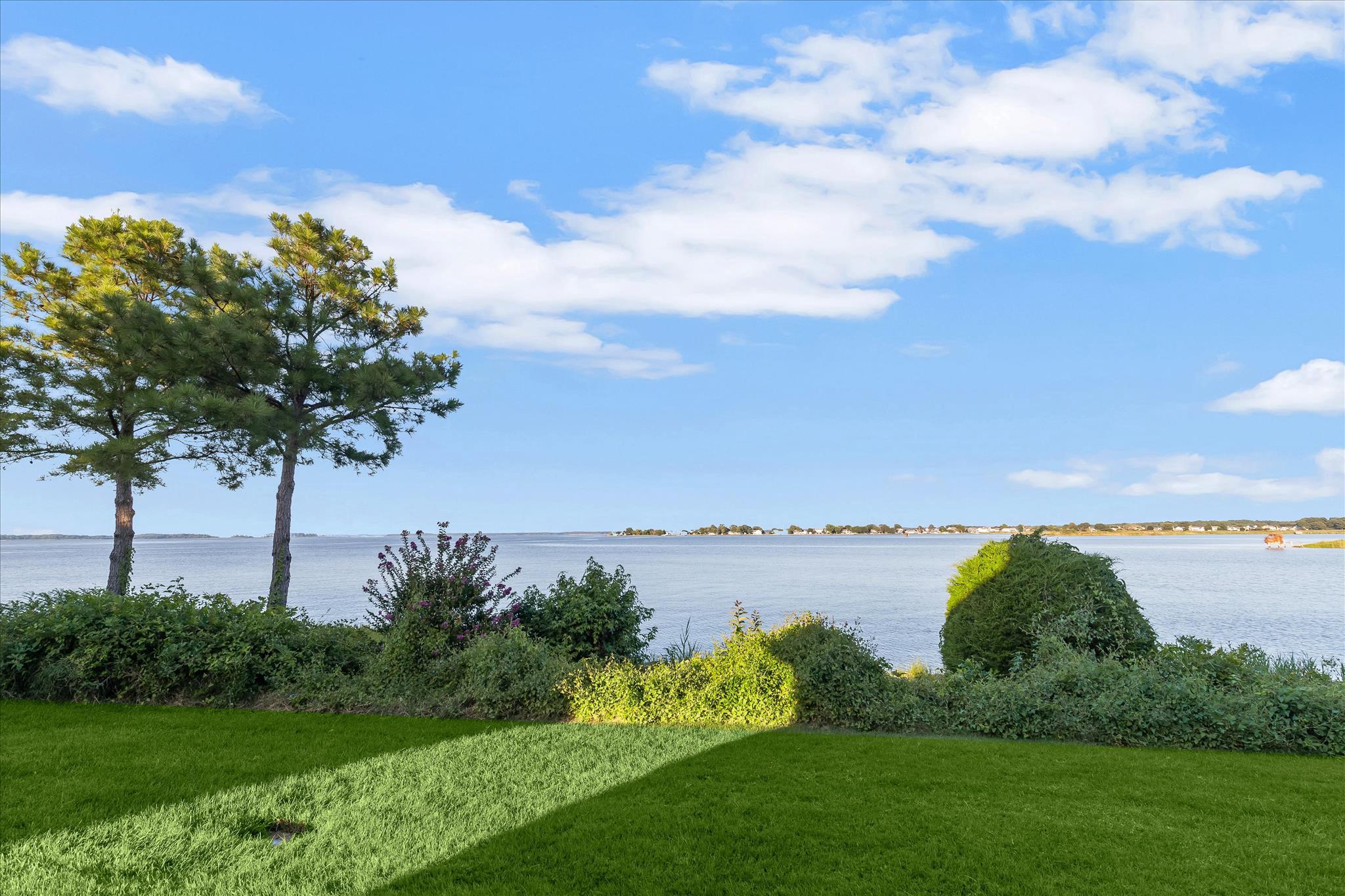 NARROWS POINTE - Residential