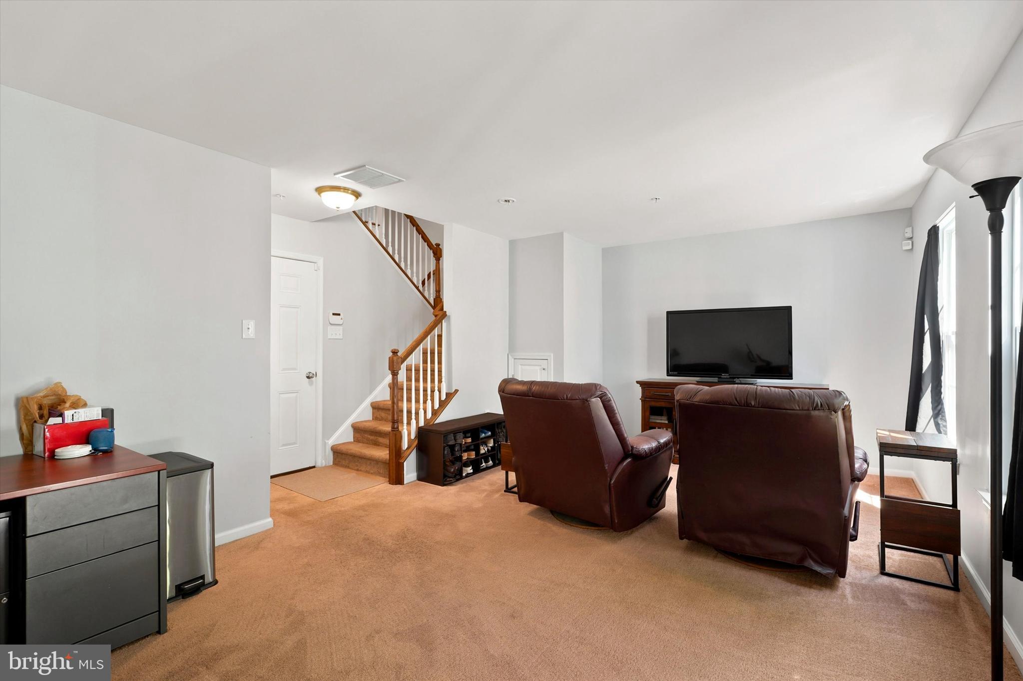 CARILLON HILL - Residential