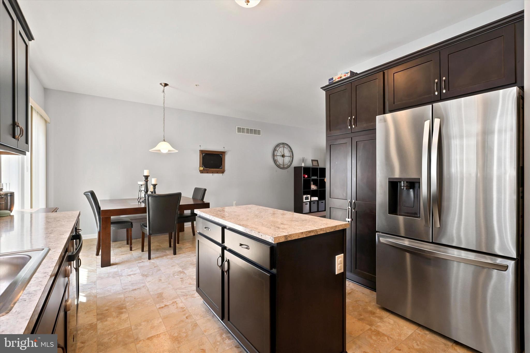 CARILLON HILL - Residential