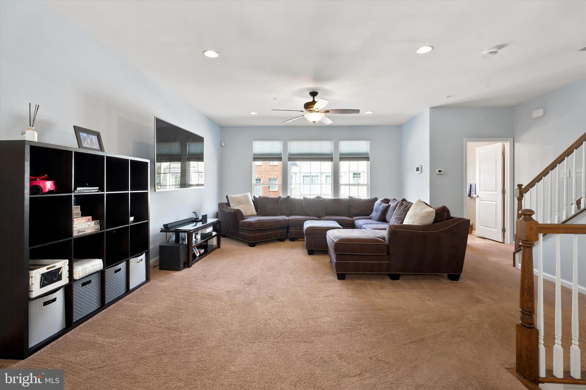 CARILLON HILL - Residential