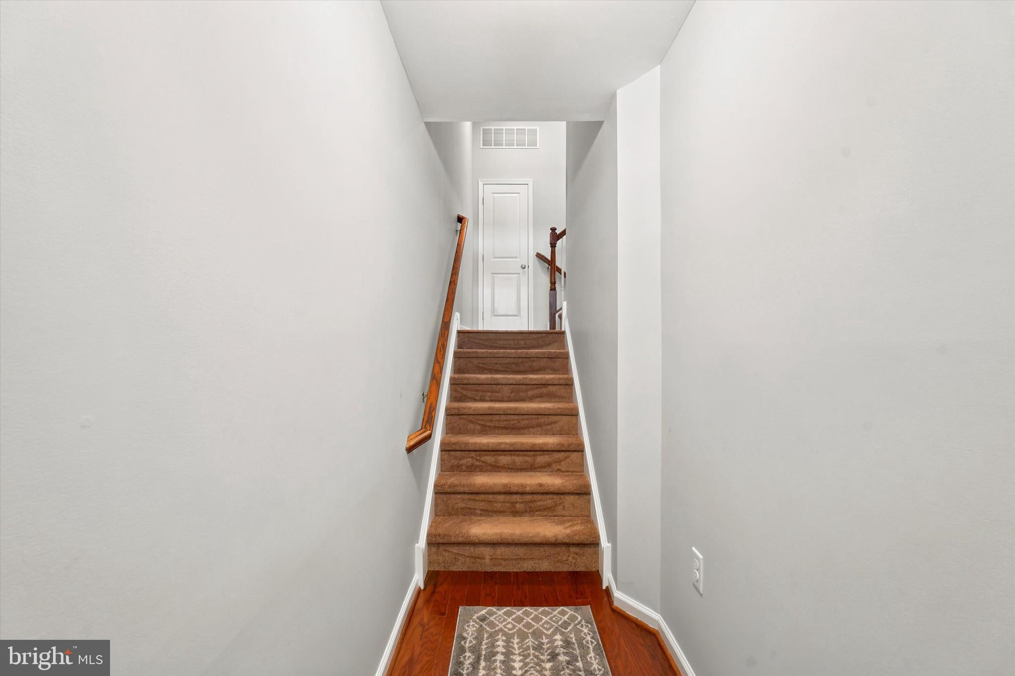 CARILLON HILL - Residential