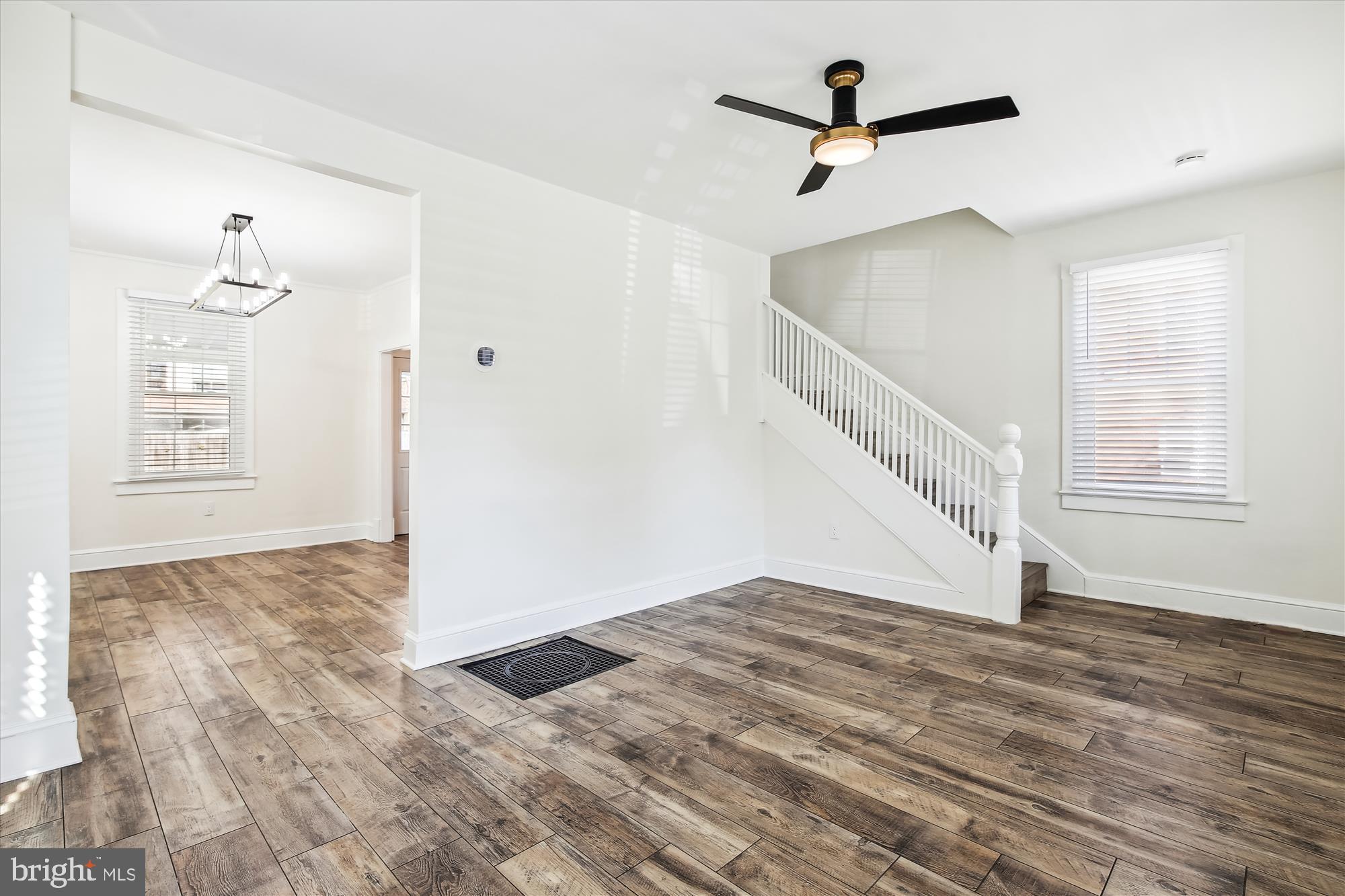 CLARENDON - Residential Lease