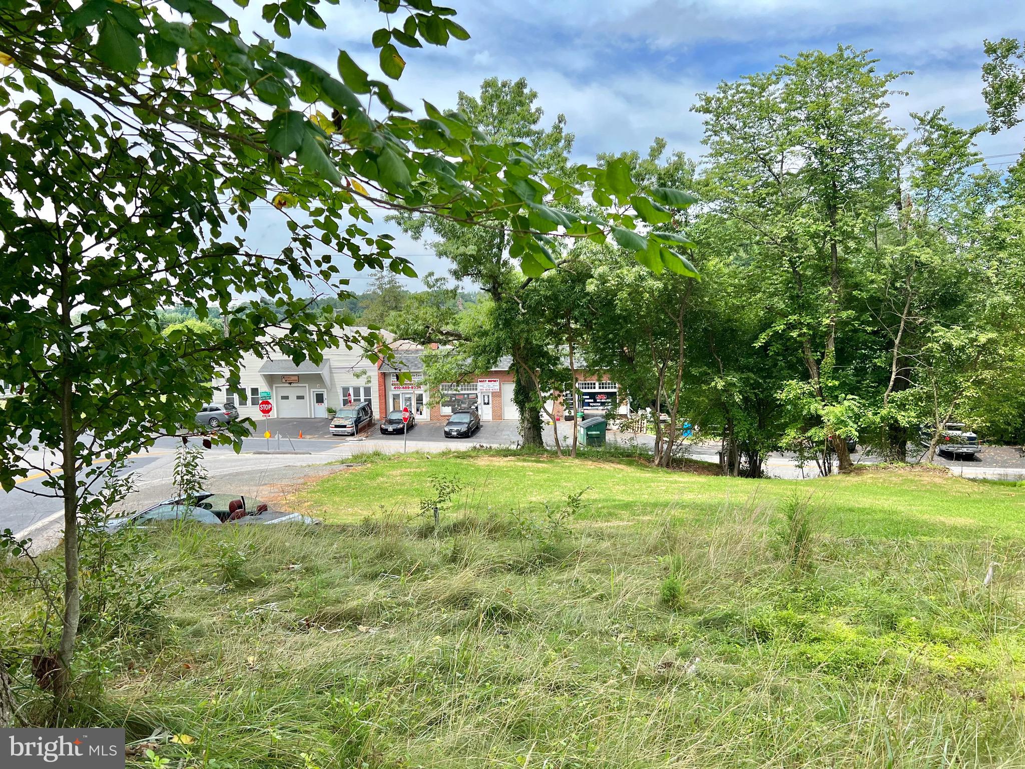 DAISY HILL ESTATES - Land