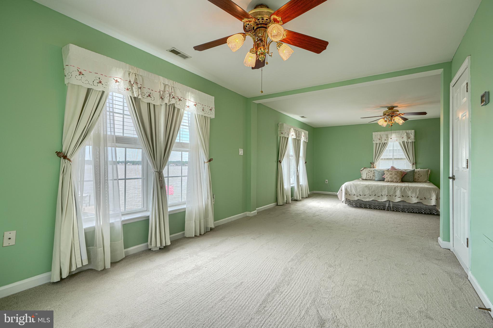 EVERGREEN PARK - Residential