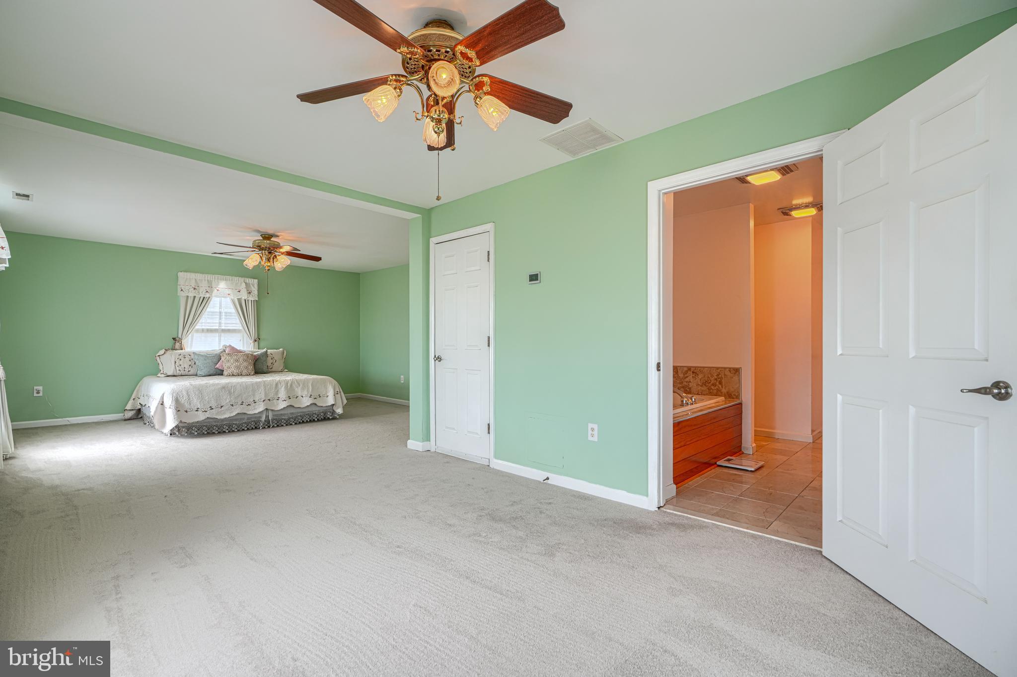 EVERGREEN PARK - Residential