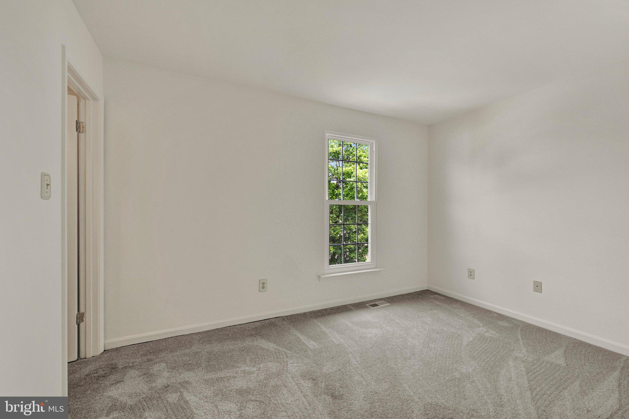 DAYBREAK ESTATES - Residential