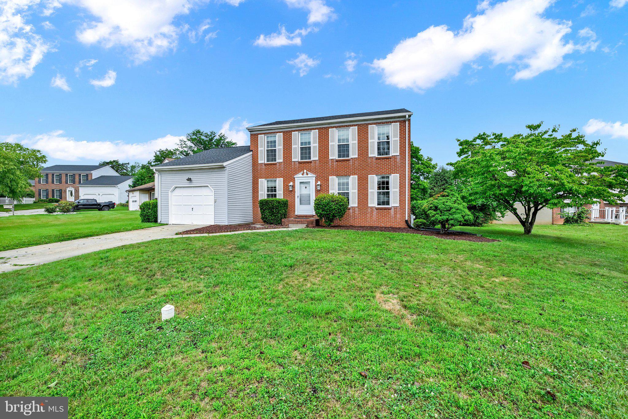 DAYBREAK ESTATES - Residential