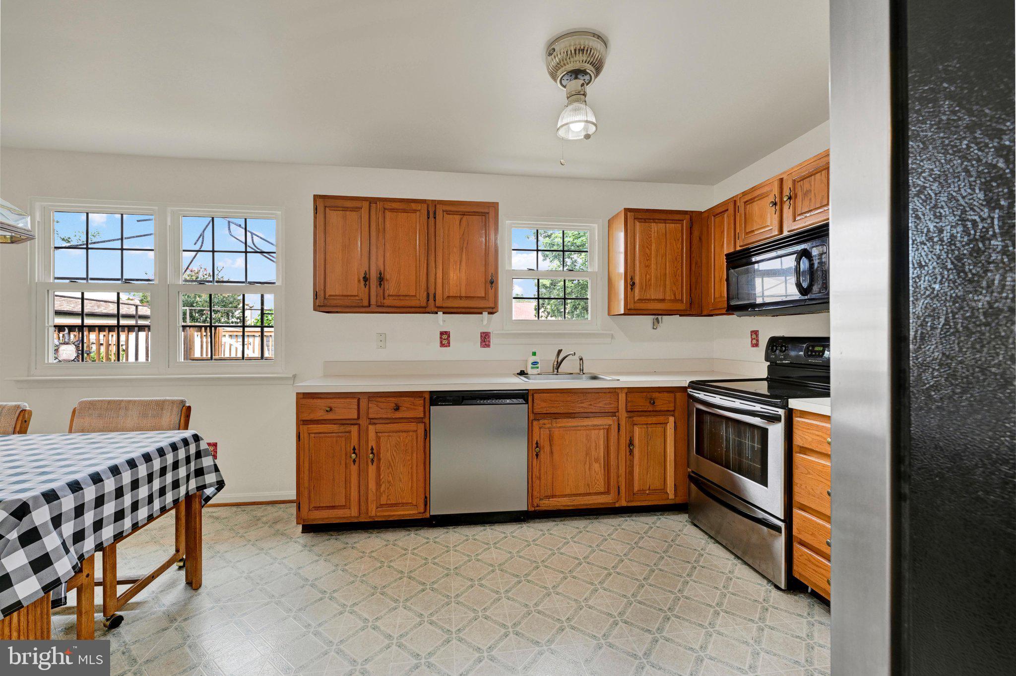 DAYBREAK ESTATES - Residential