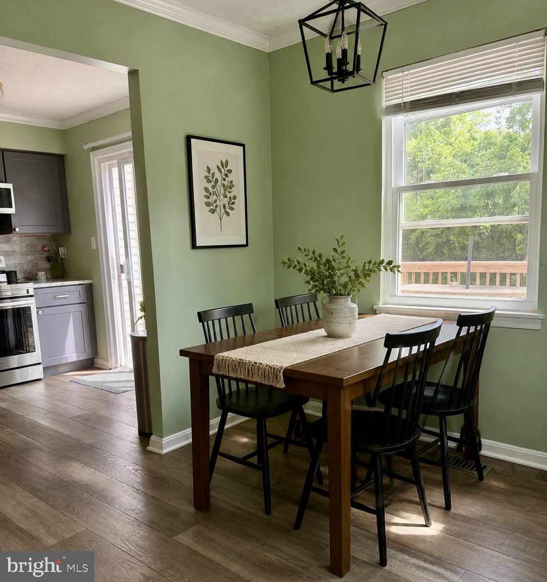 STONEYBROOKE VILLAGE - Residential