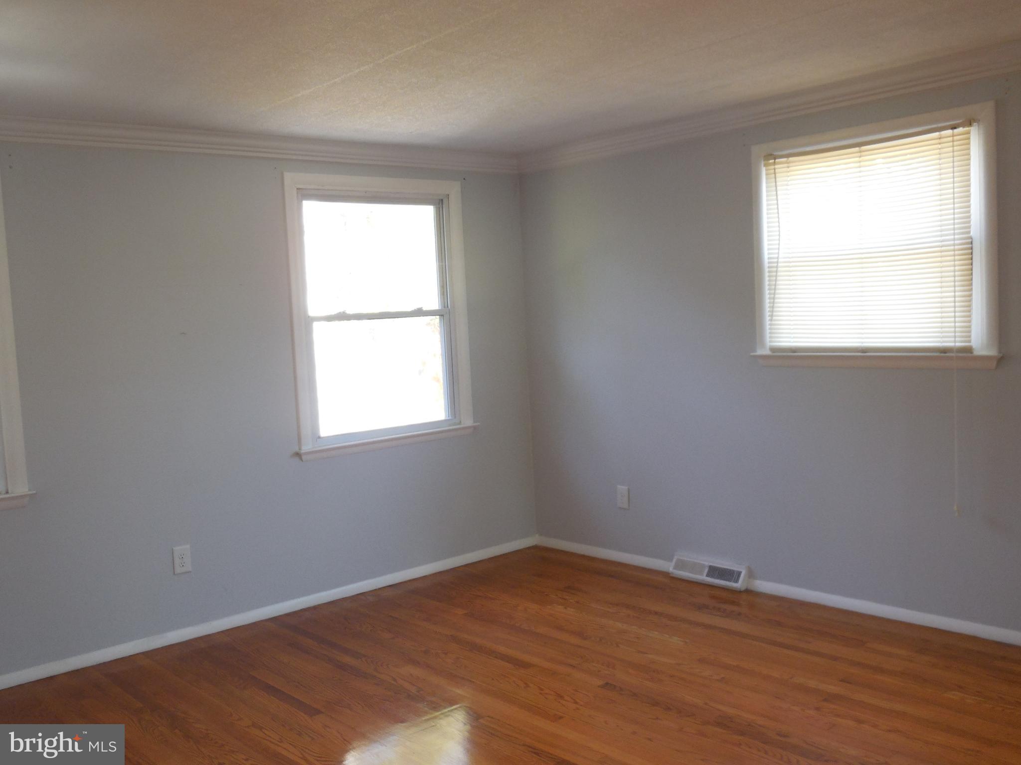 SUNNYBROOK FARMS - Residential