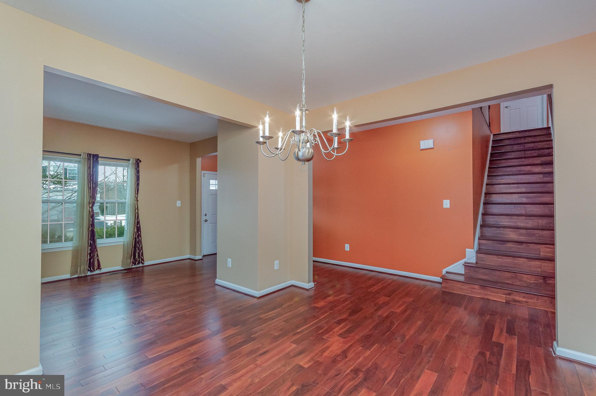 SOUTH RIDING - Residential Lease