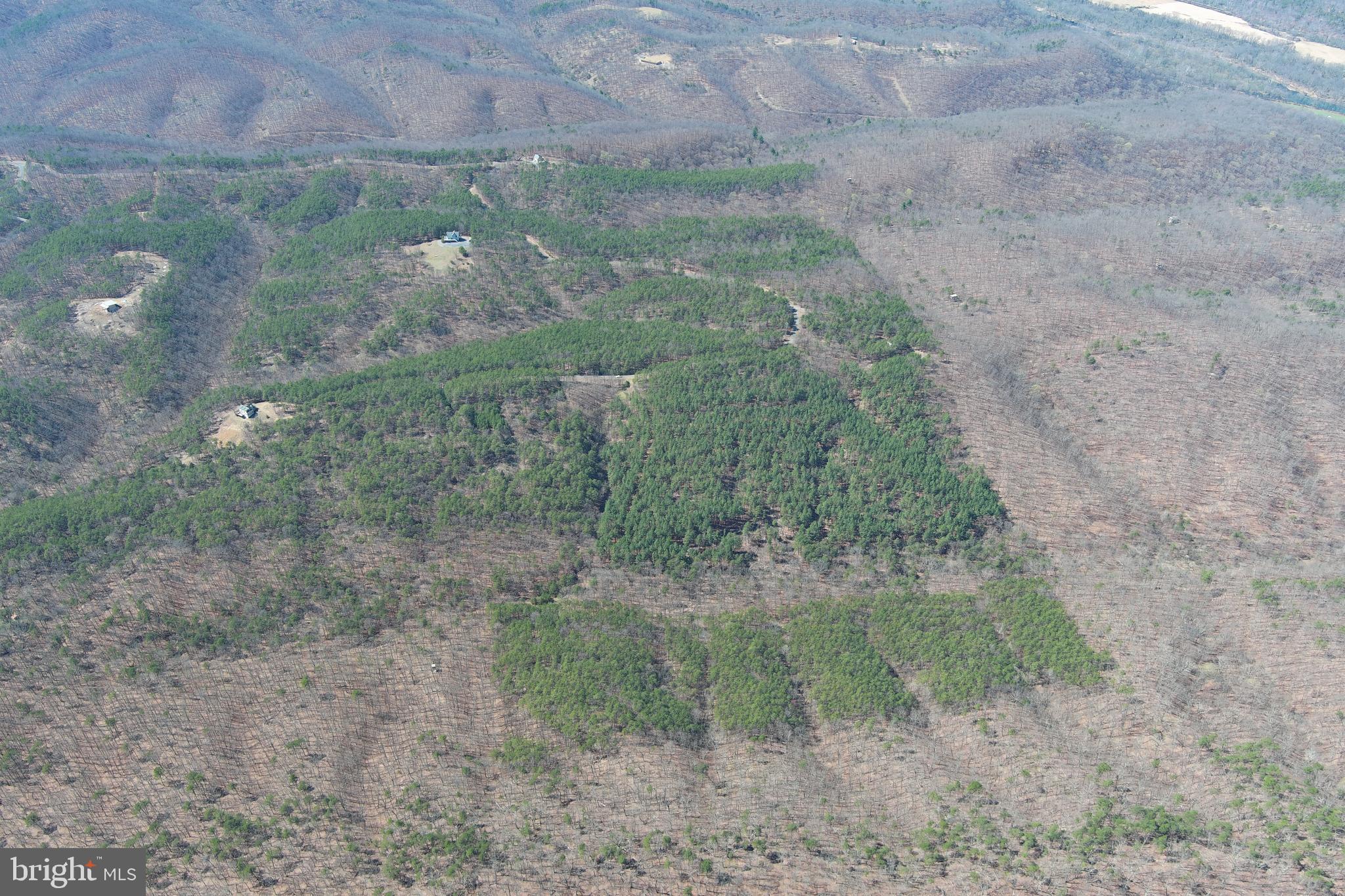 MOUNTAIN AIR - Land