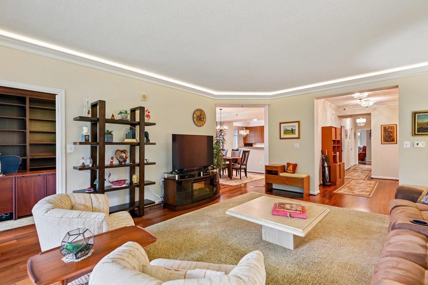 THE RESERVE AT HERITAGE HARBOUR - Residential